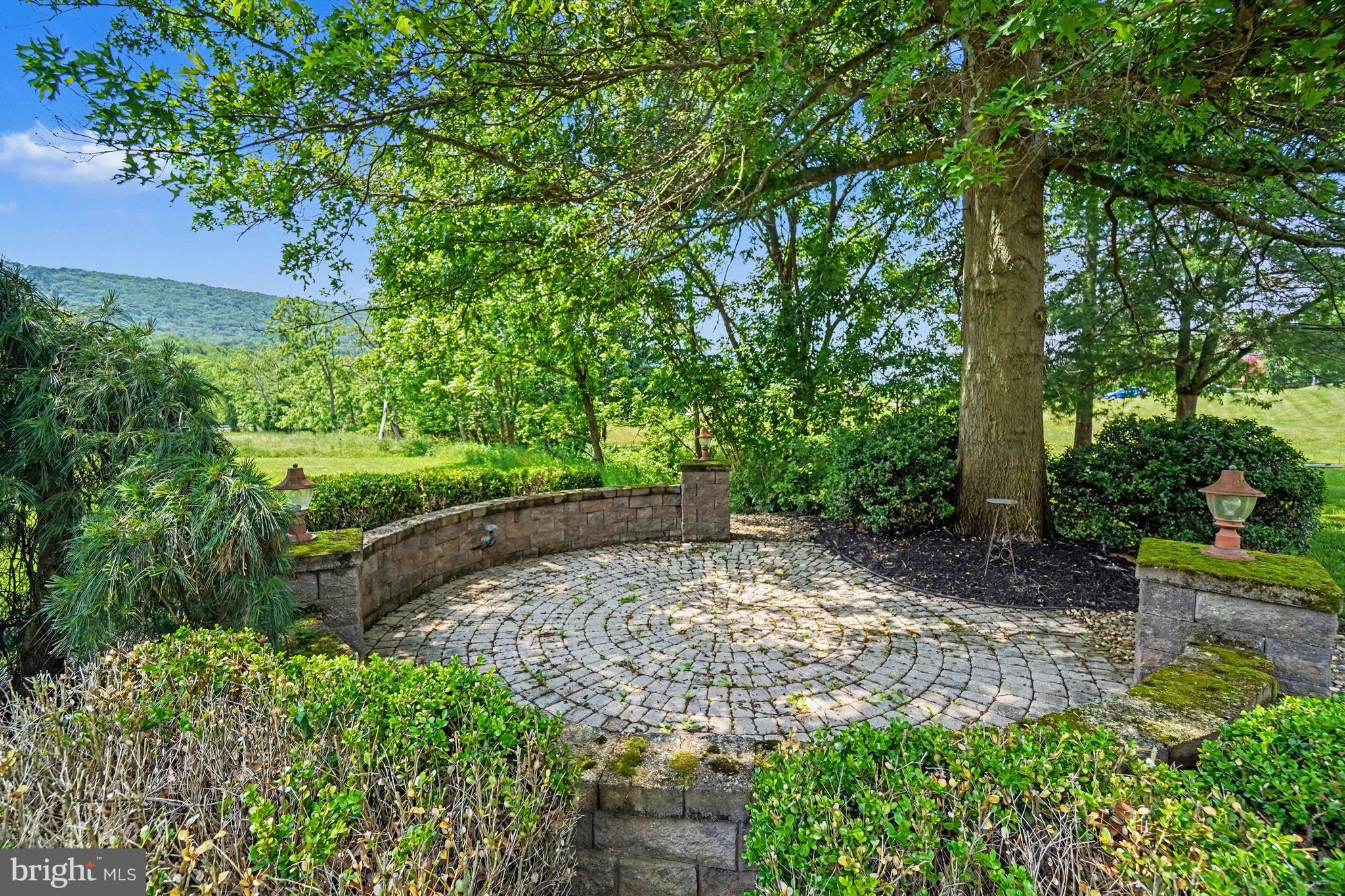 372 S GOOD SPRING ROAD