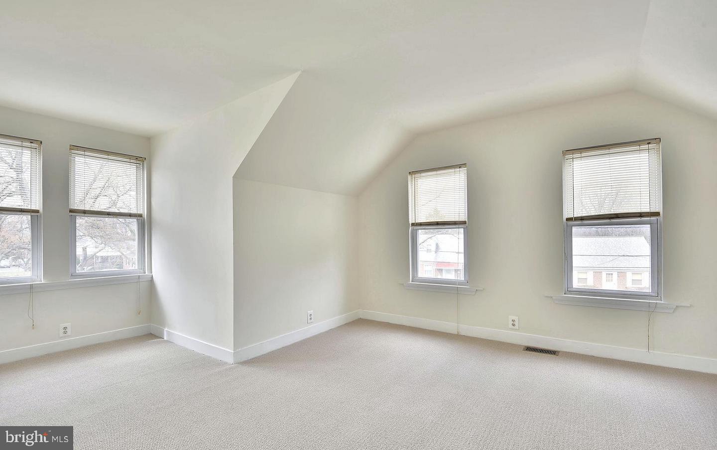 FOREST PARK - Residential