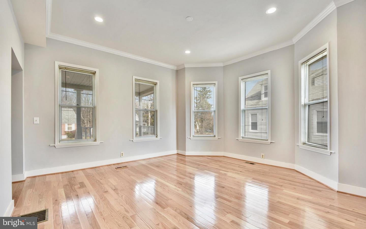 FOREST PARK - Residential