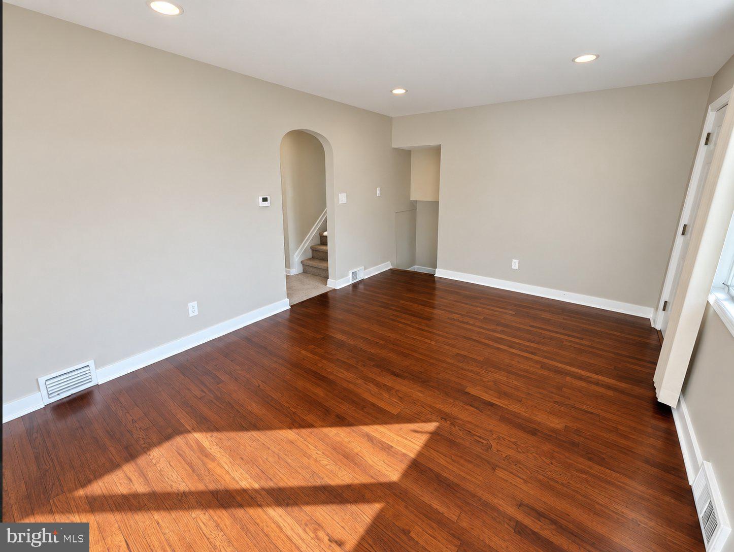 1405 GRIFFITH AVENUE