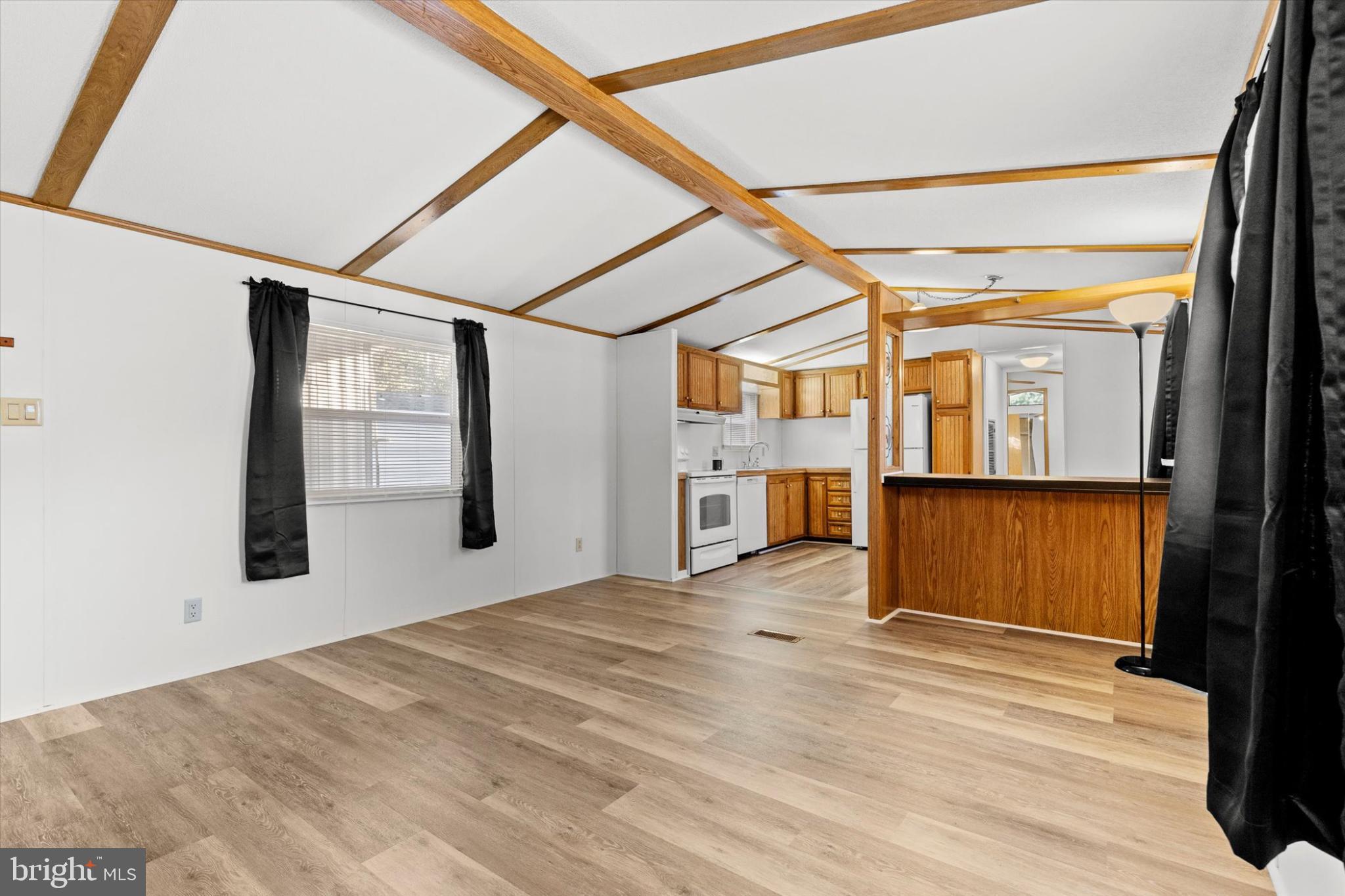 WOODBURNE ESTATES - Residential