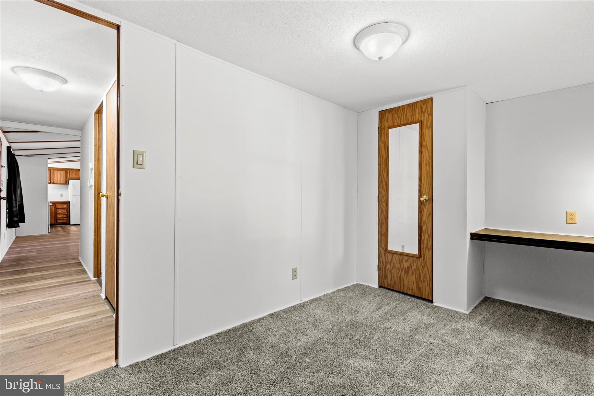 WOODBURNE ESTATES - Residential