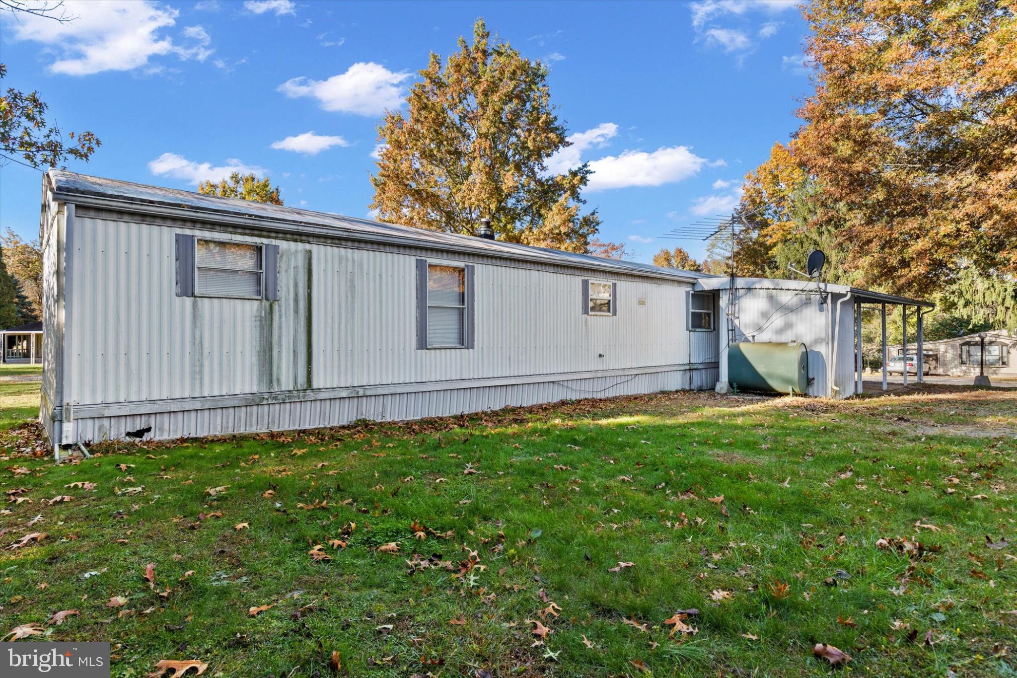 WOODBURNE ESTATES - Residential