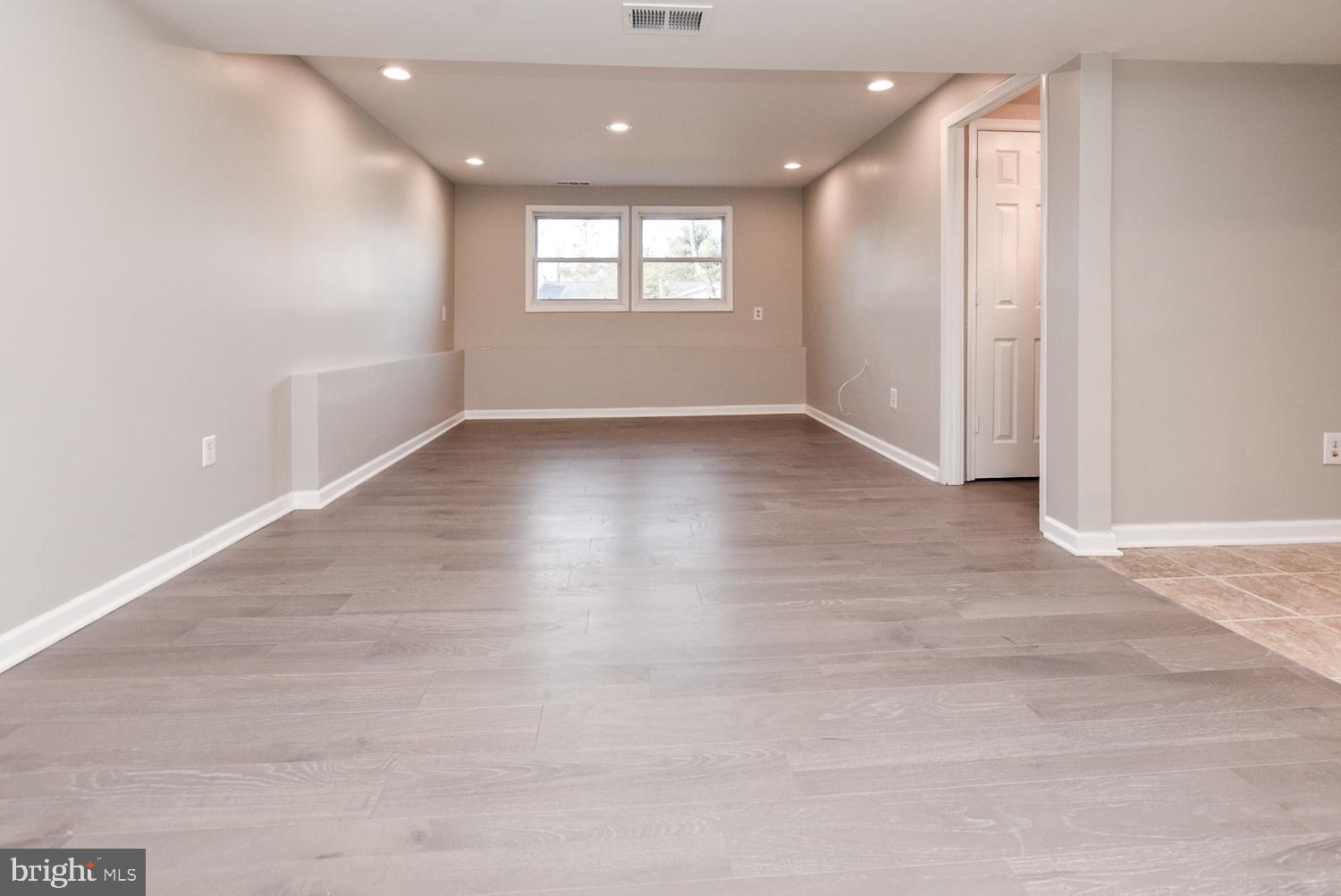 THE PROVINCES - Residential