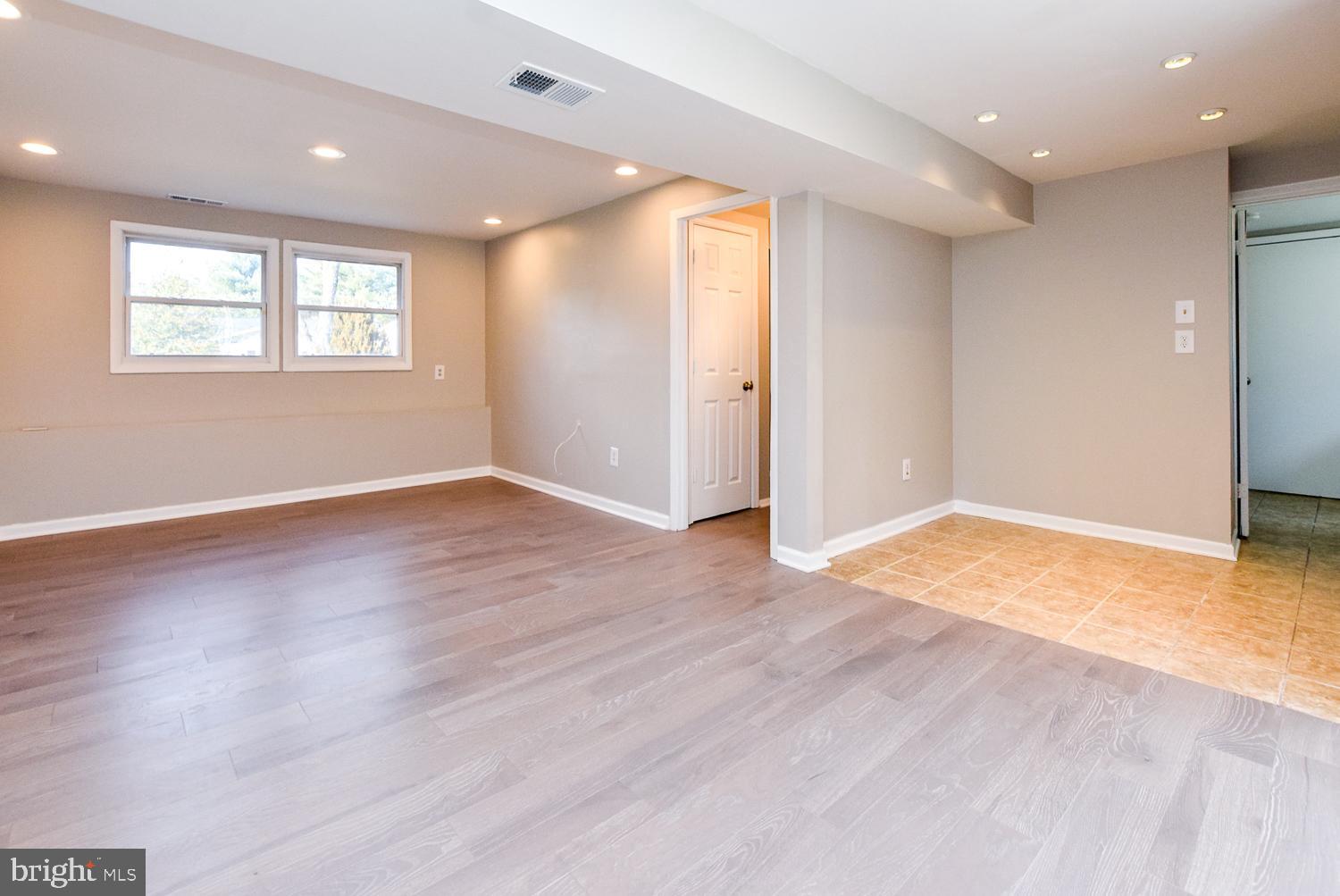 THE PROVINCES - Residential