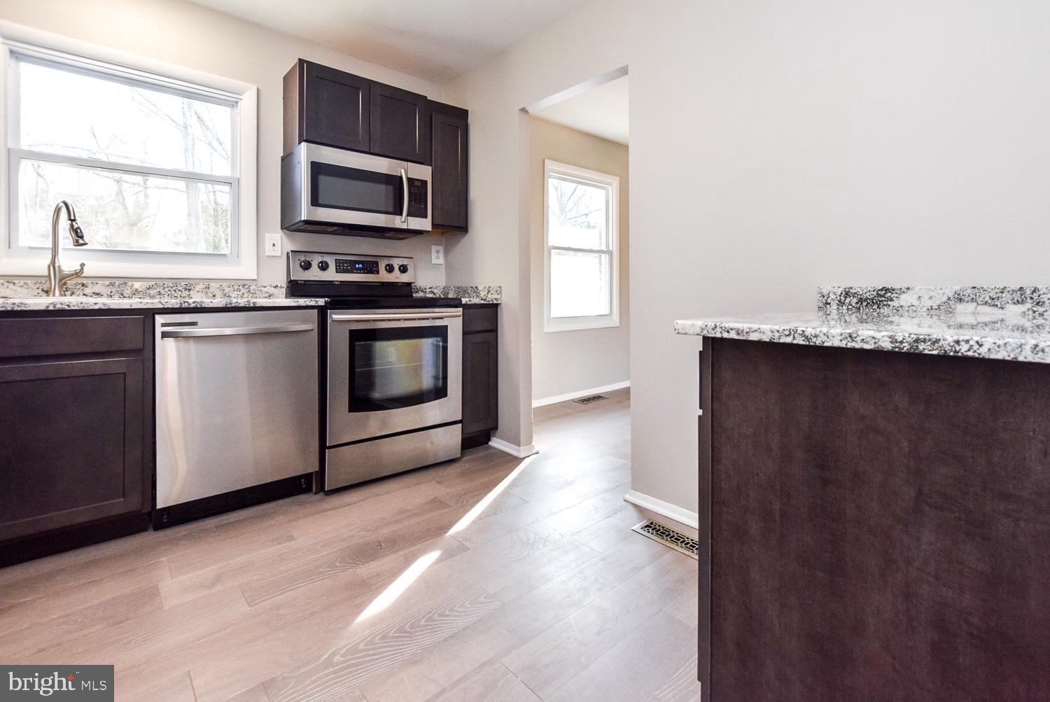 THE PROVINCES - Residential