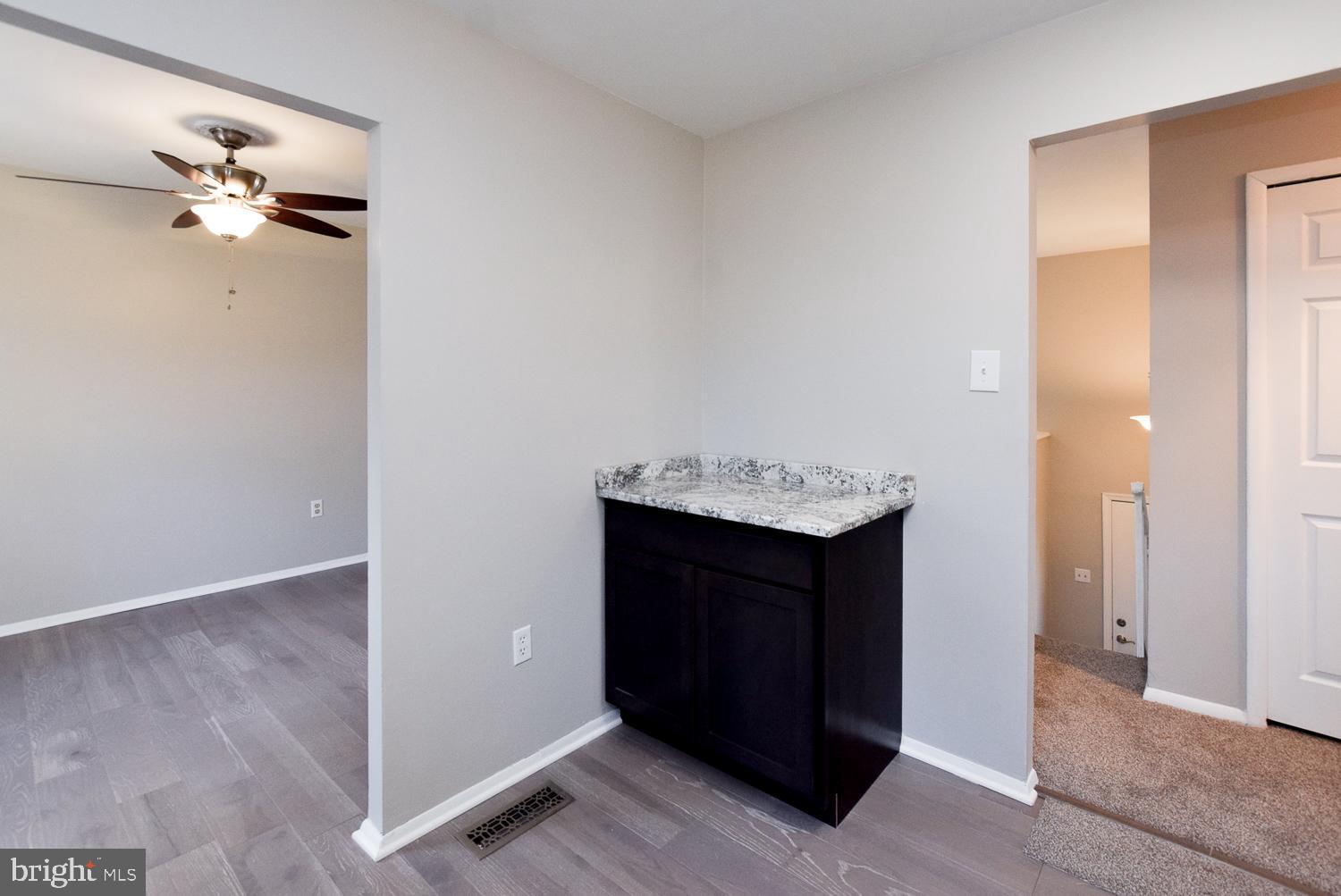 THE PROVINCES - Residential