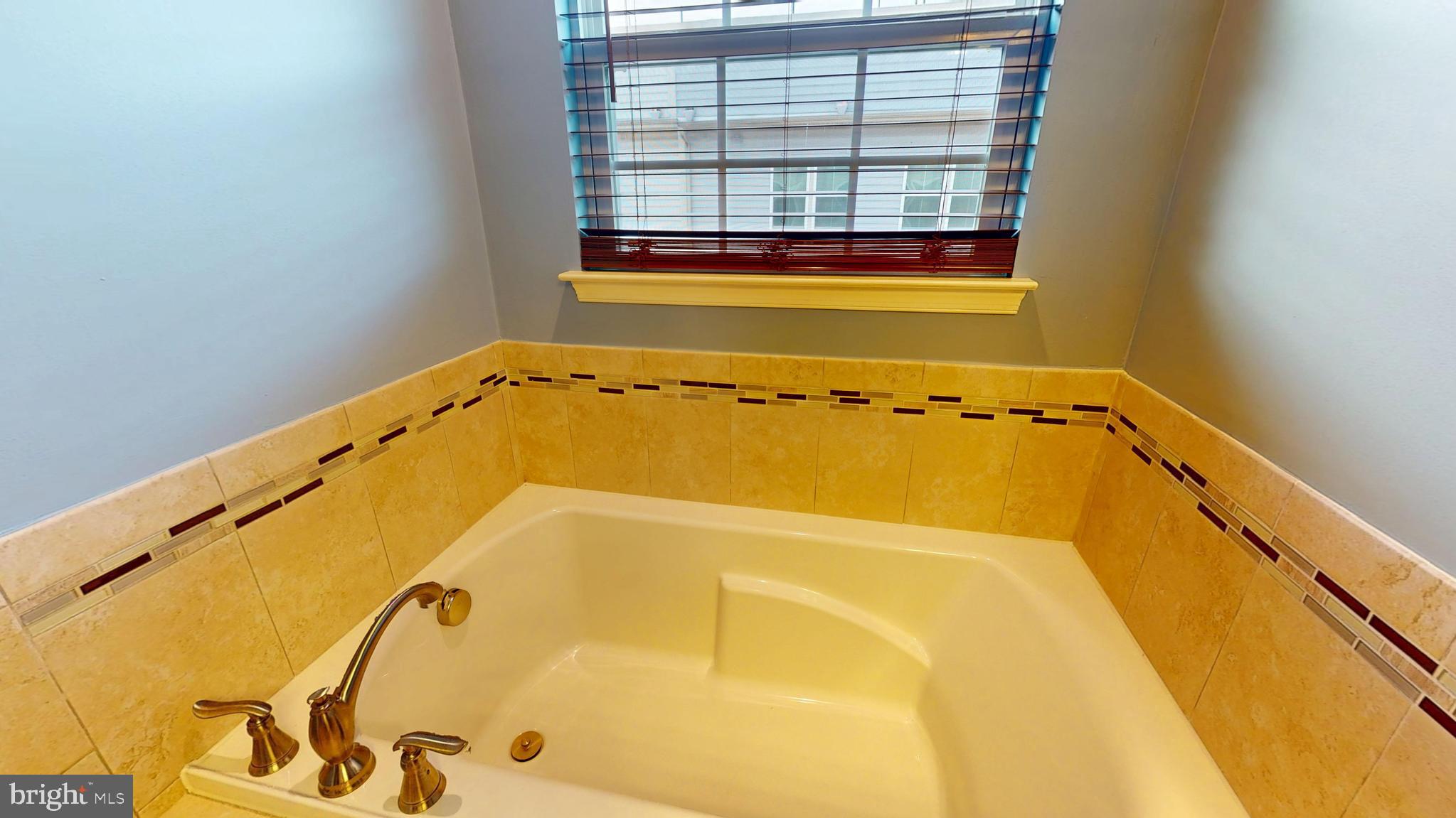 GREENBELT STATION - Residential