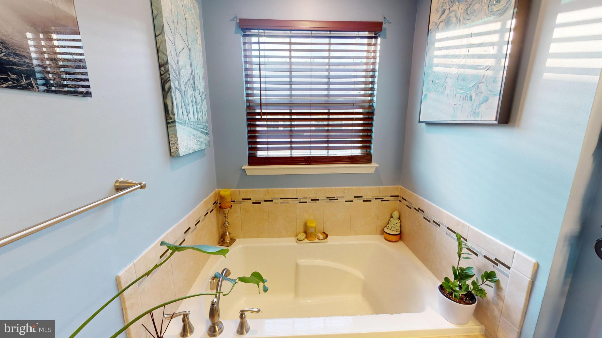 GREENBELT STATION - Residential