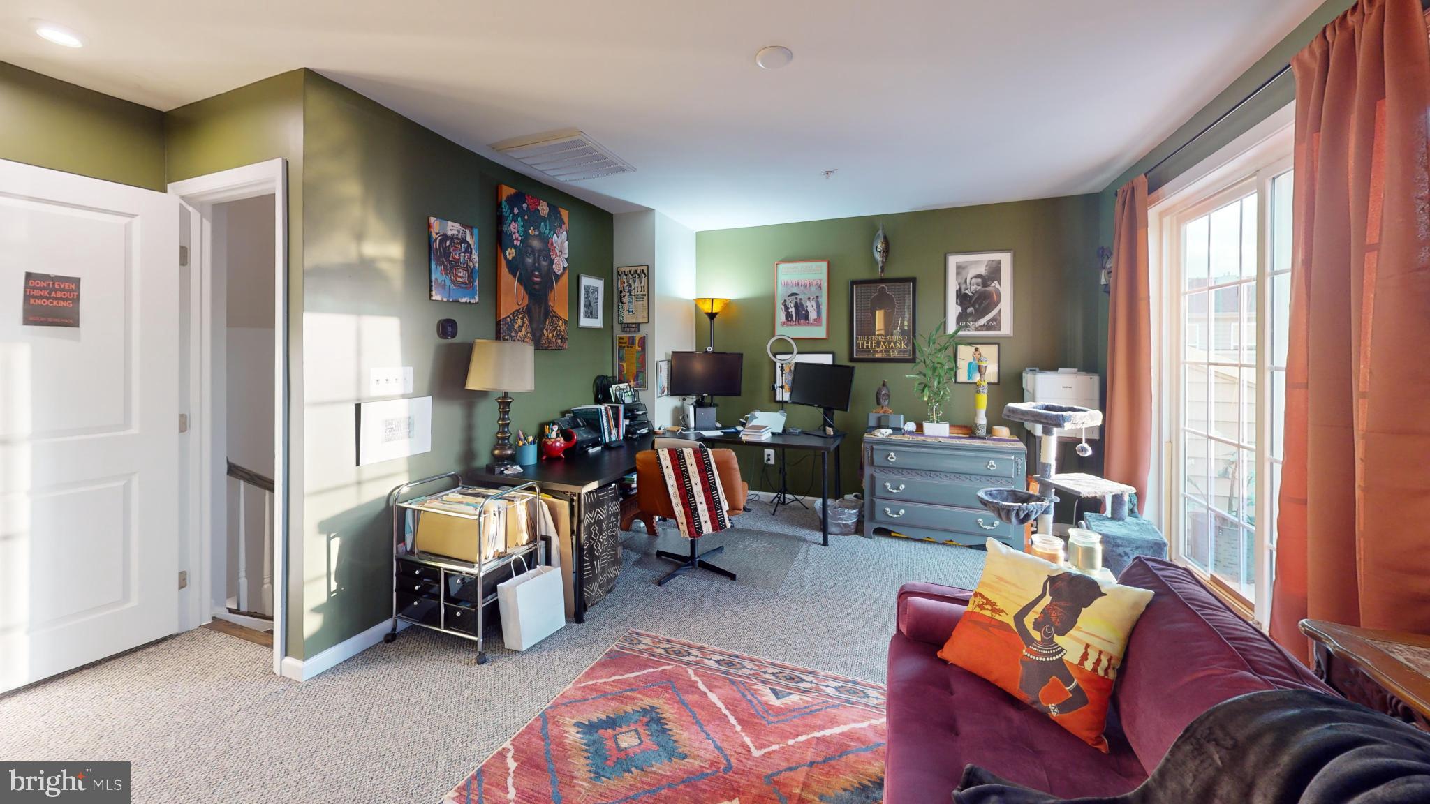 GREENBELT STATION - Residential