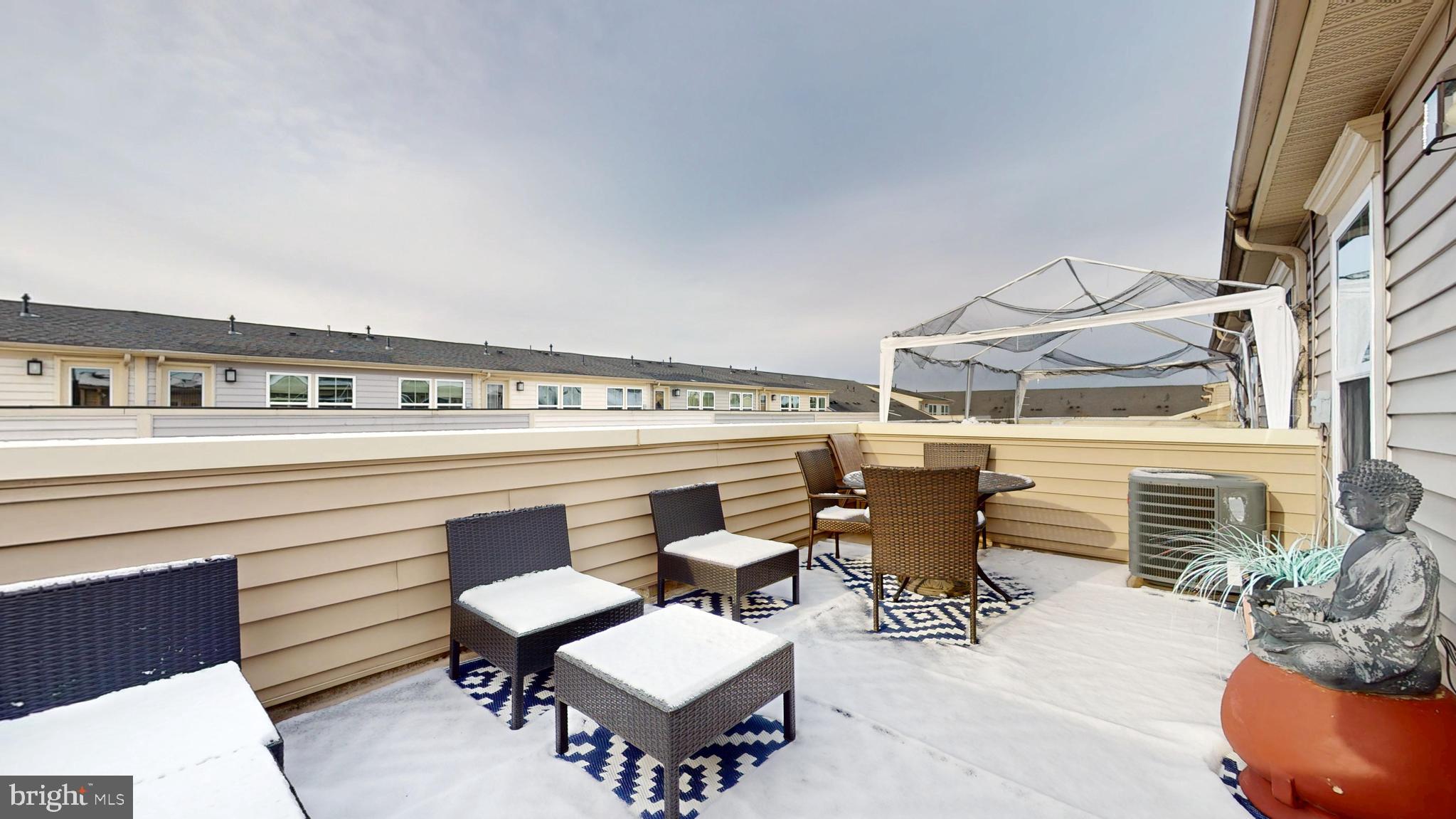 GREENBELT STATION - Residential