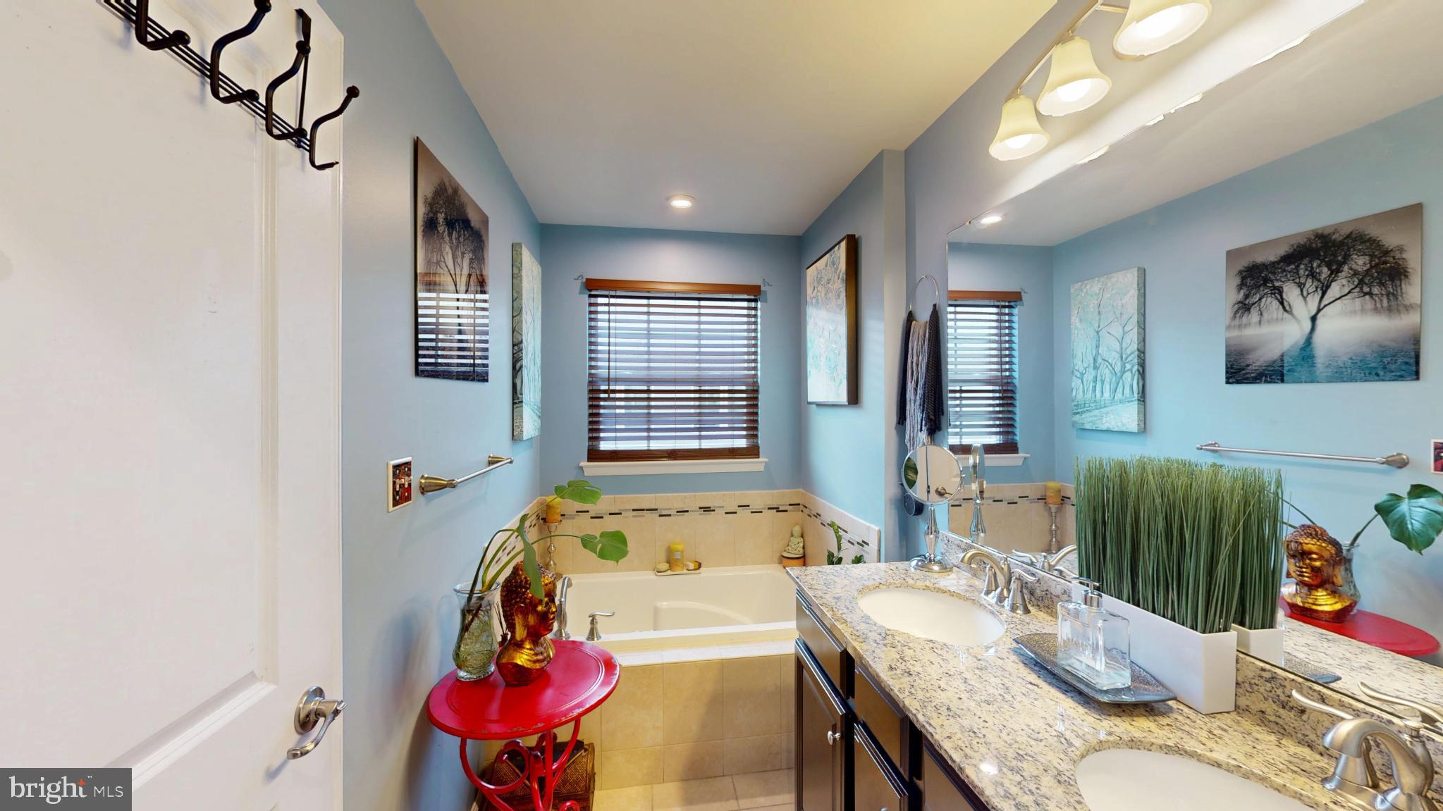 GREENBELT STATION - Residential