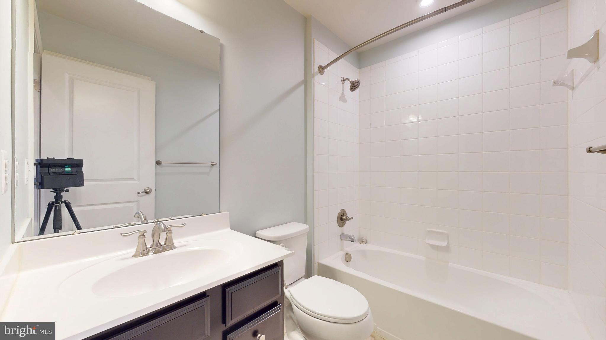 GREENBELT STATION - Residential