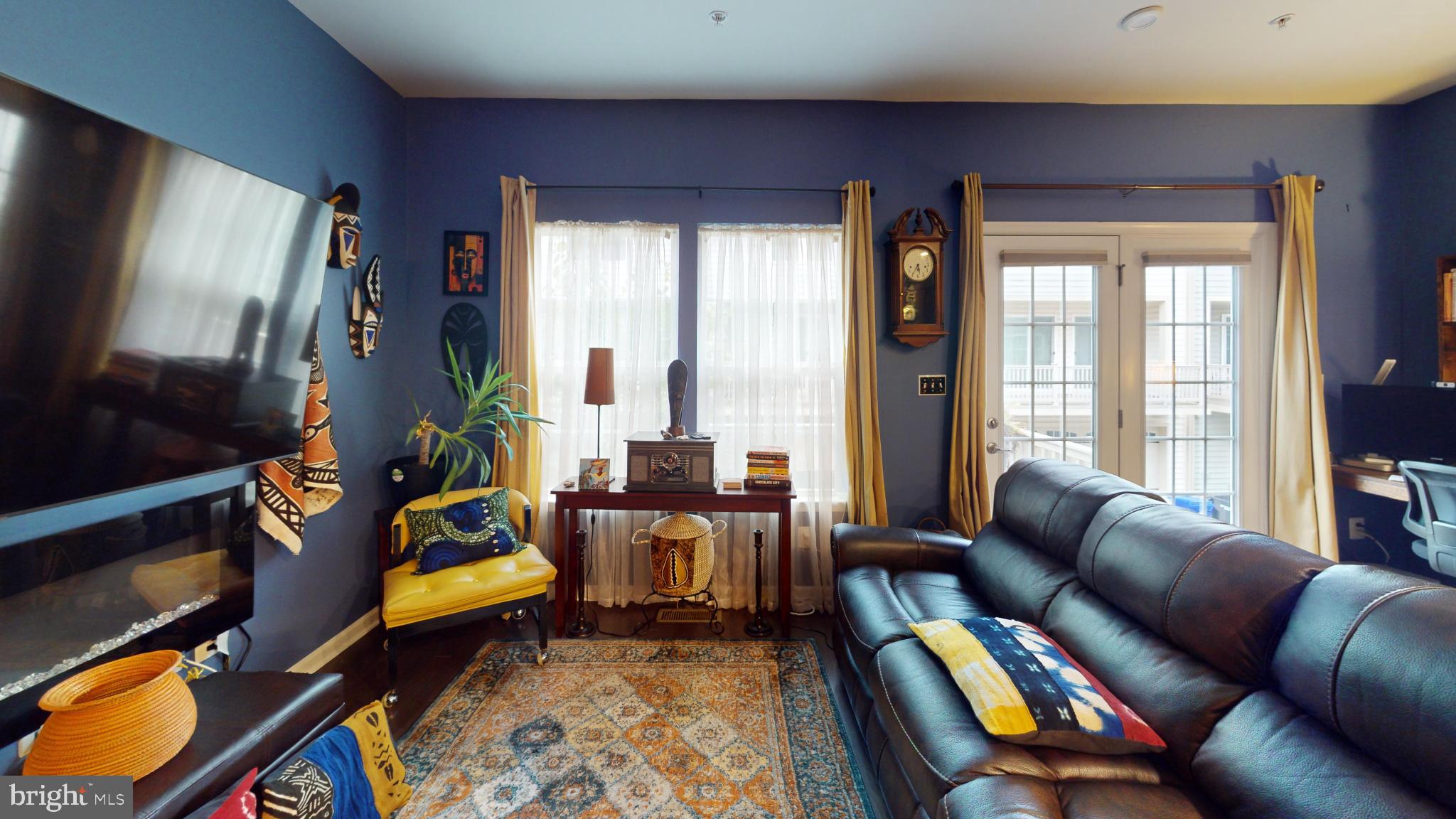 GREENBELT STATION - Residential