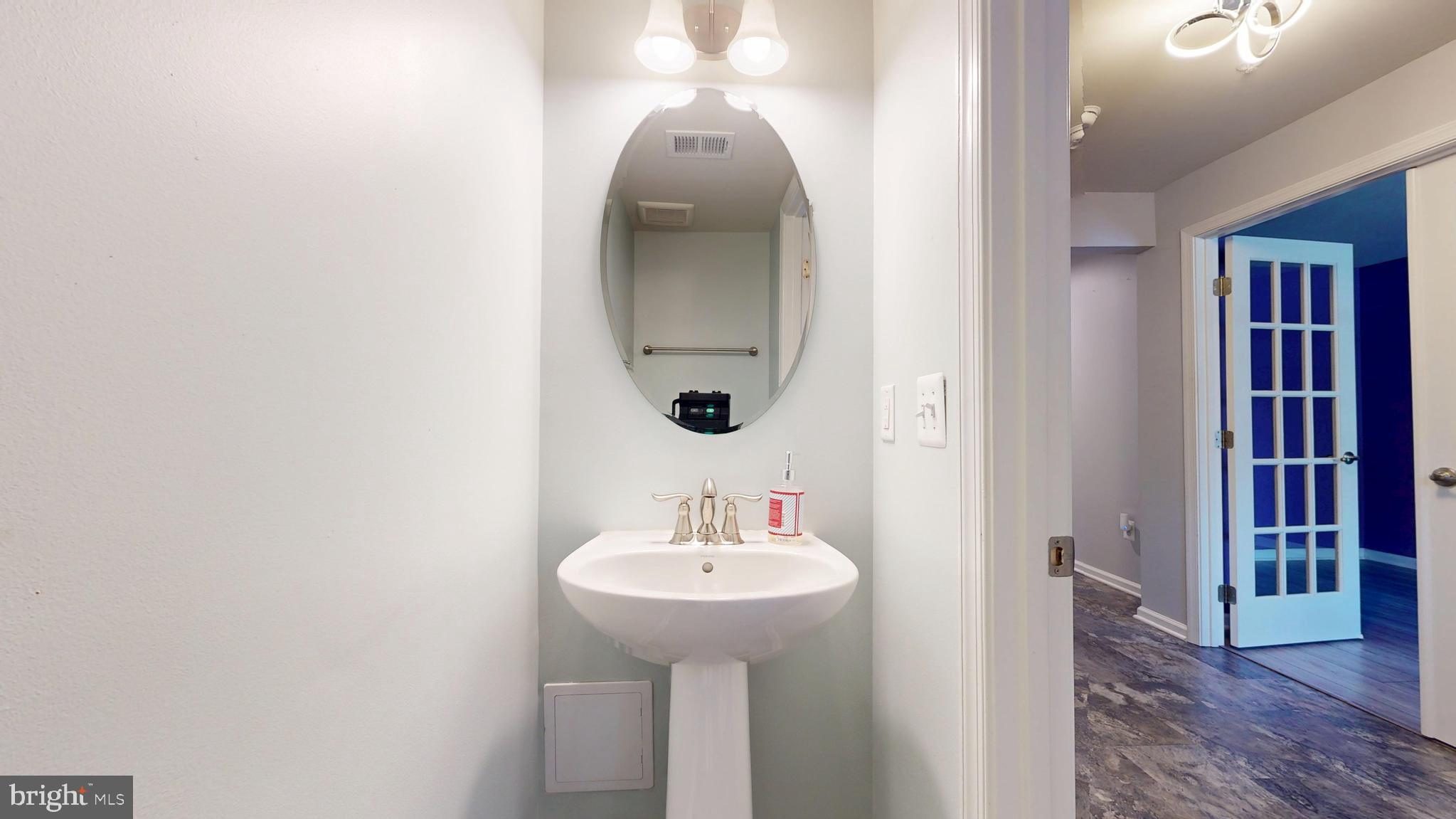 GREENBELT STATION - Residential