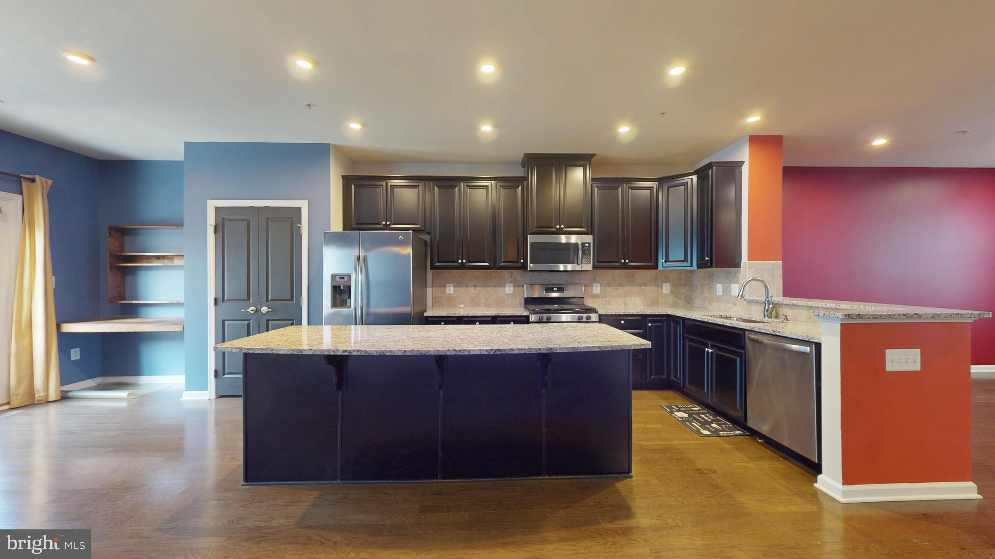 GREENBELT STATION - Residential