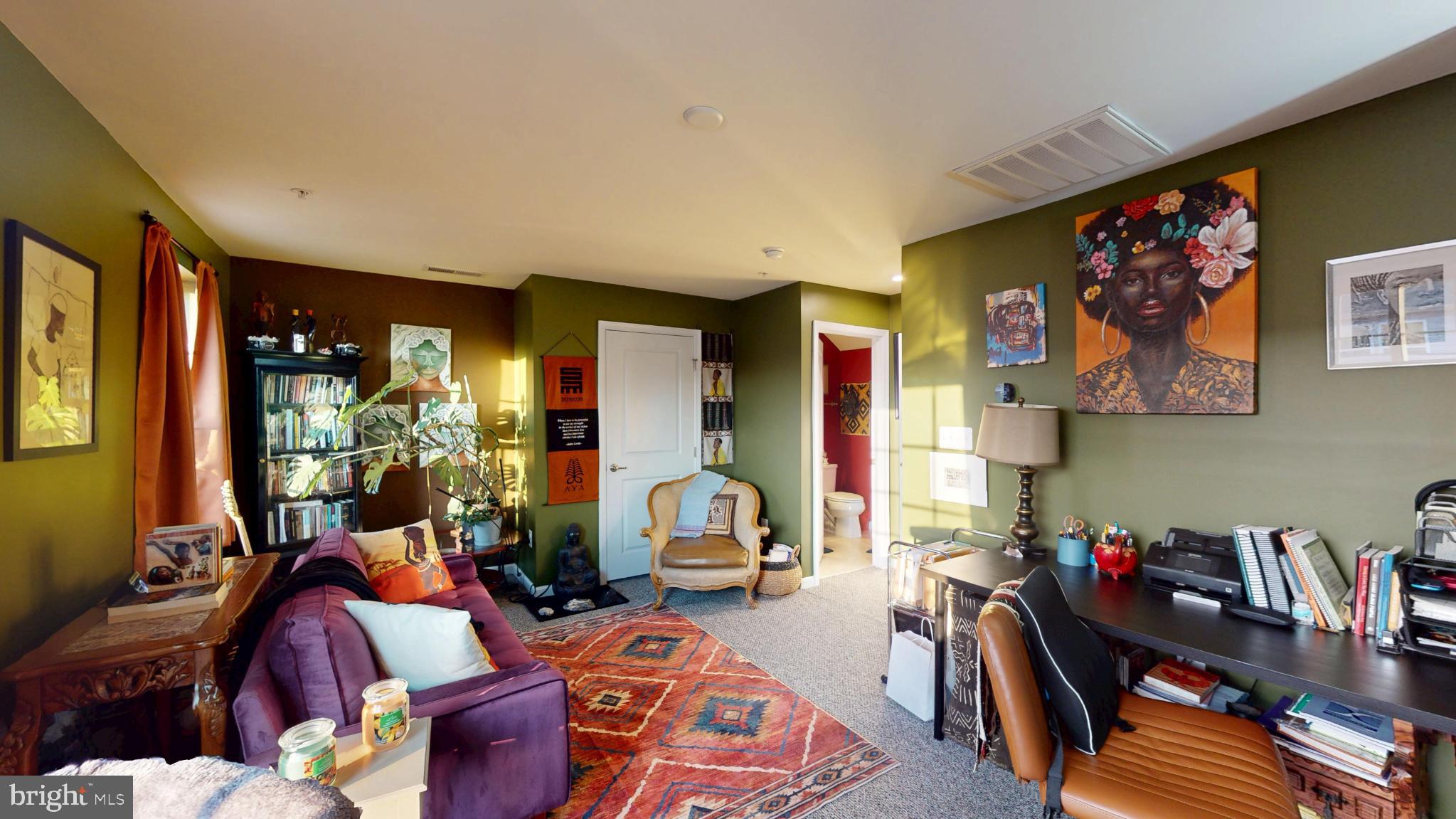 GREENBELT STATION - Residential