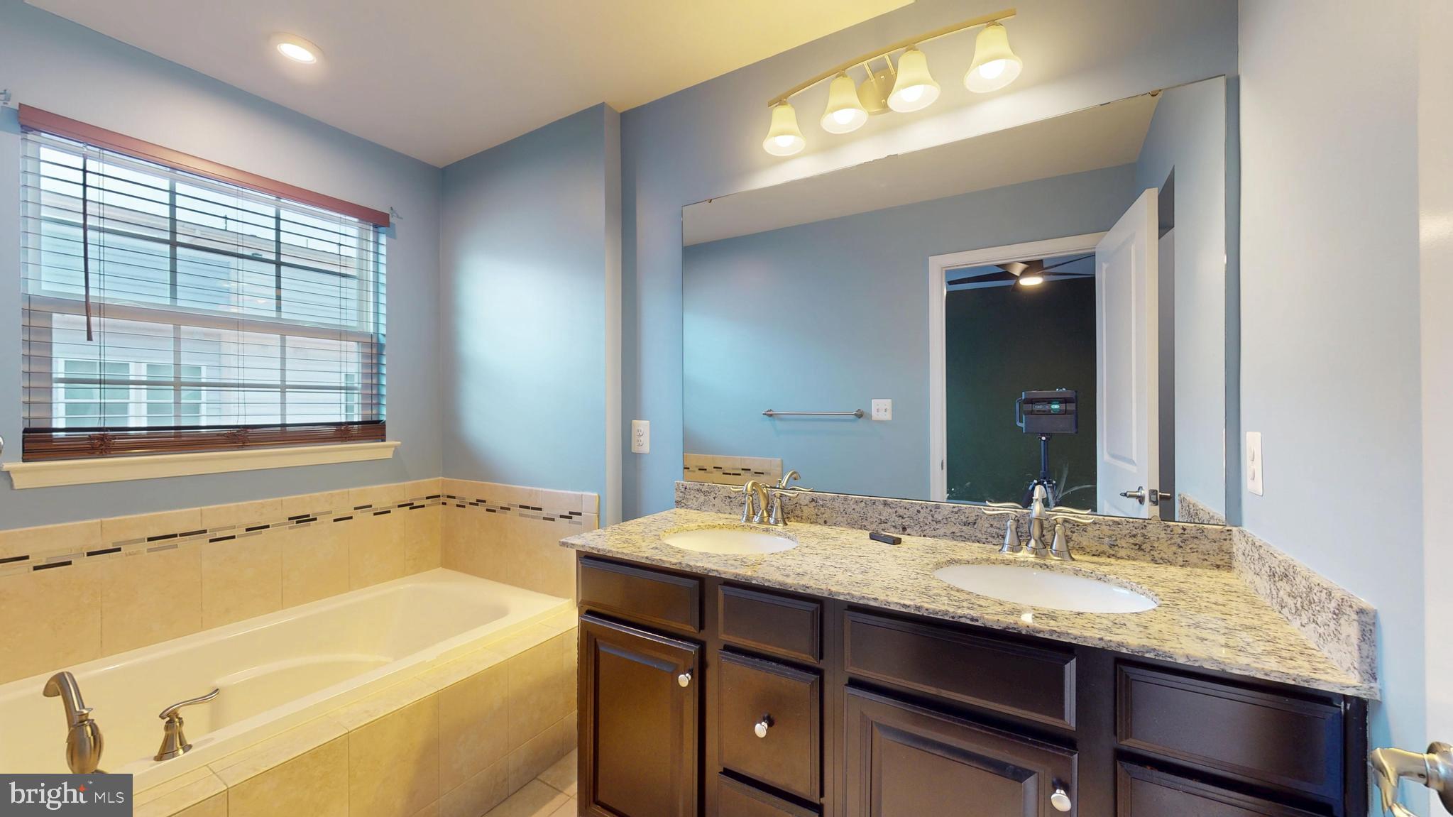 GREENBELT STATION - Residential