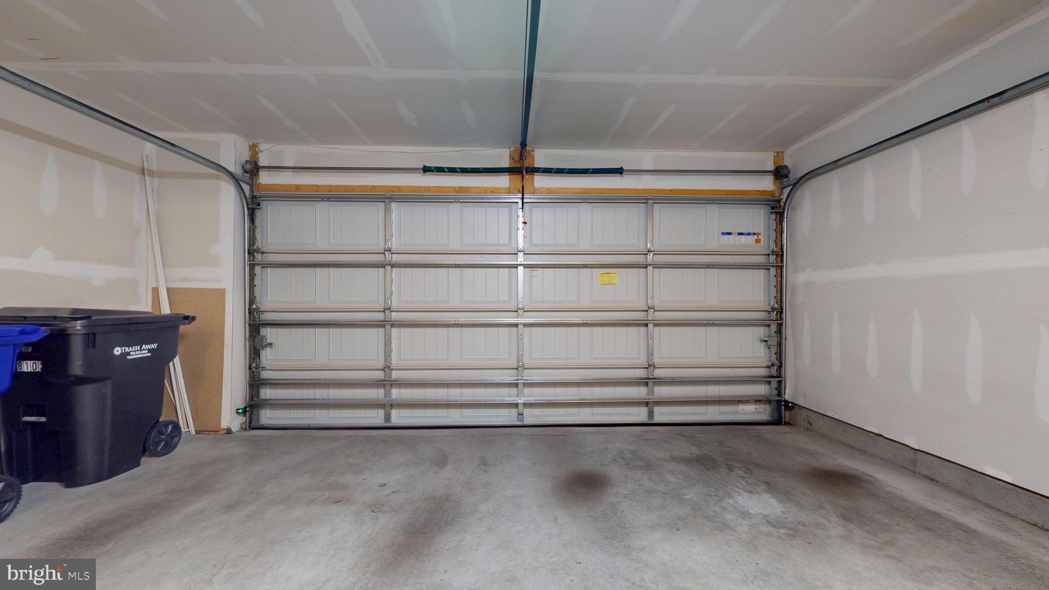 GREENBELT STATION - Residential