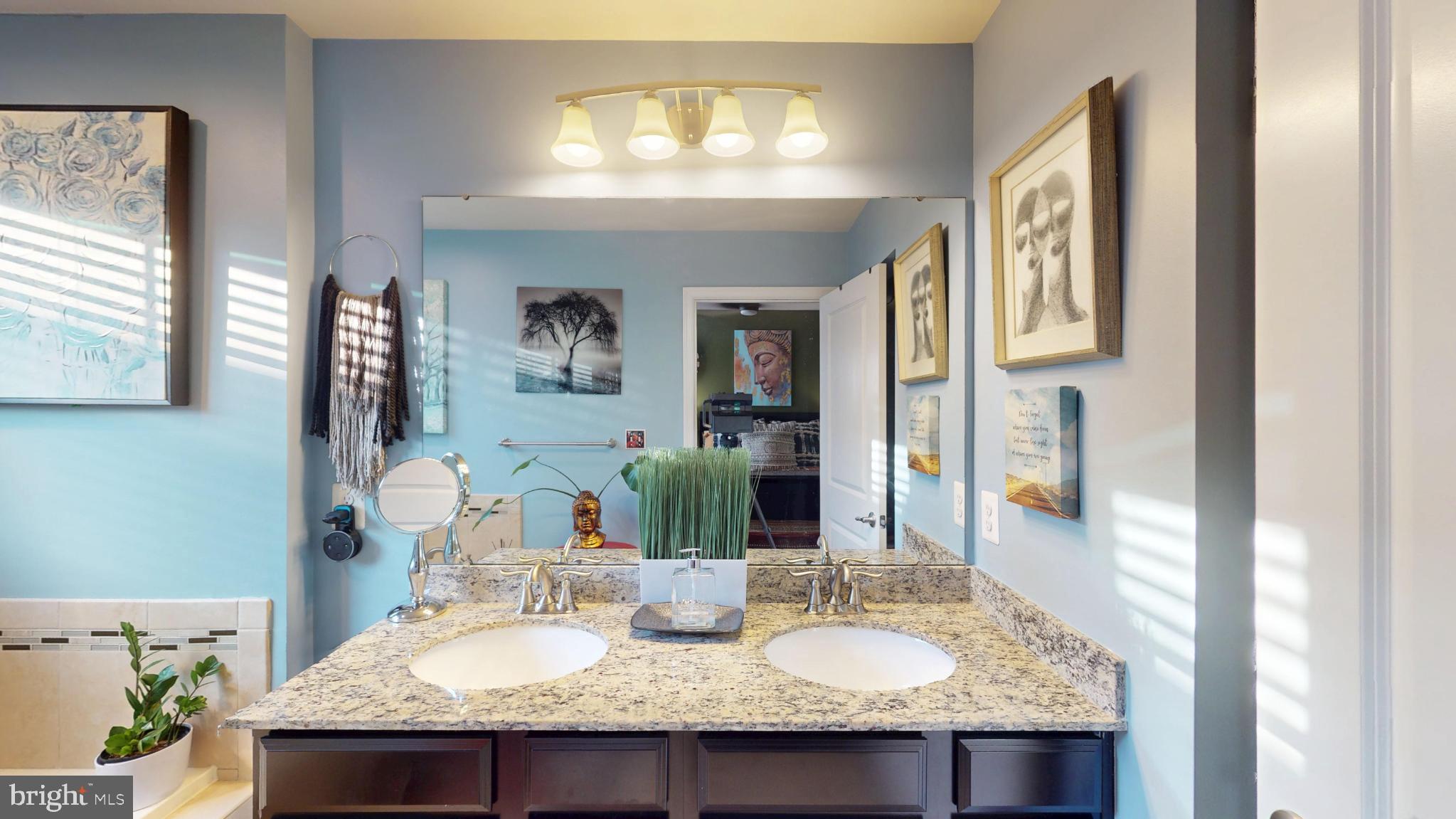 GREENBELT STATION - Residential