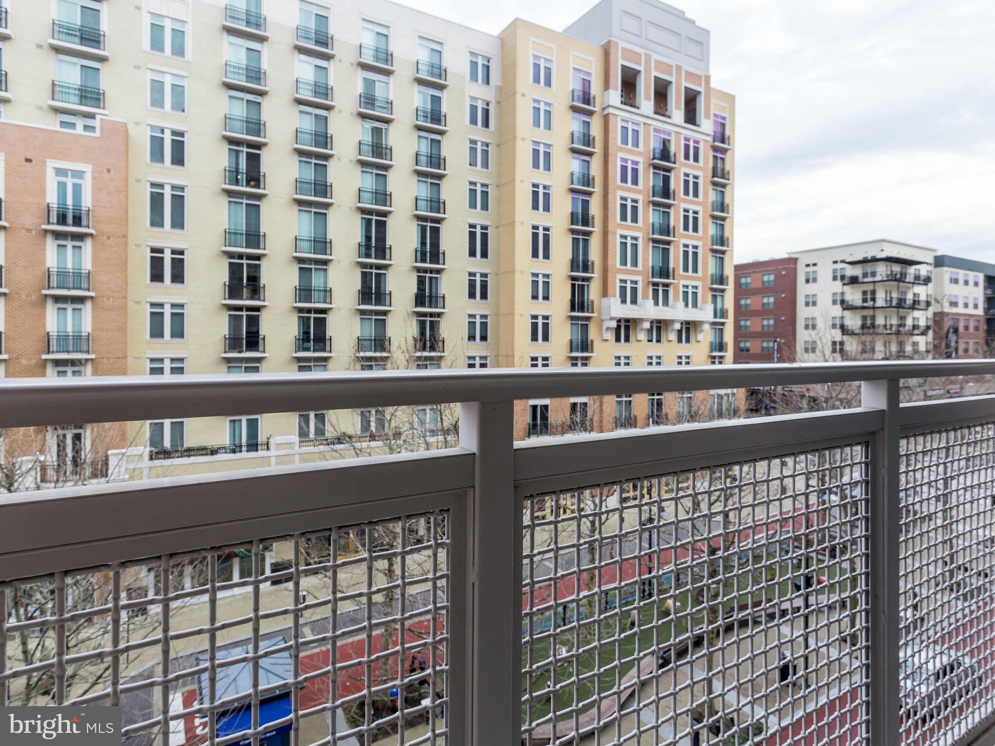 NATIONAL HARBOR - Residential