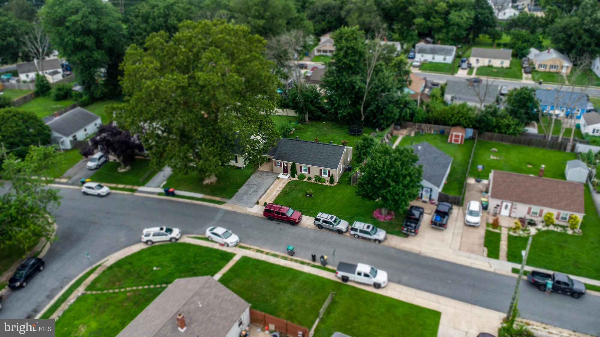 423 HOWELL DRIVE