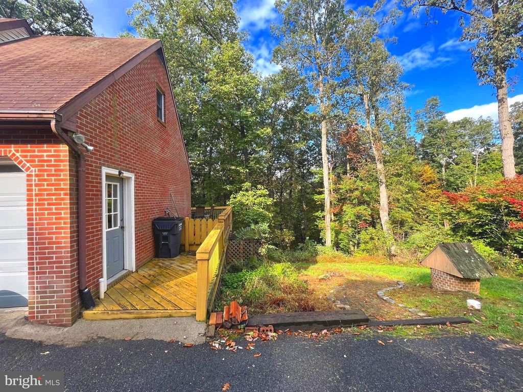 Photo of 39 DEER LN, HOLTWOOD, PA 17532 (MLS # PALA2041812)