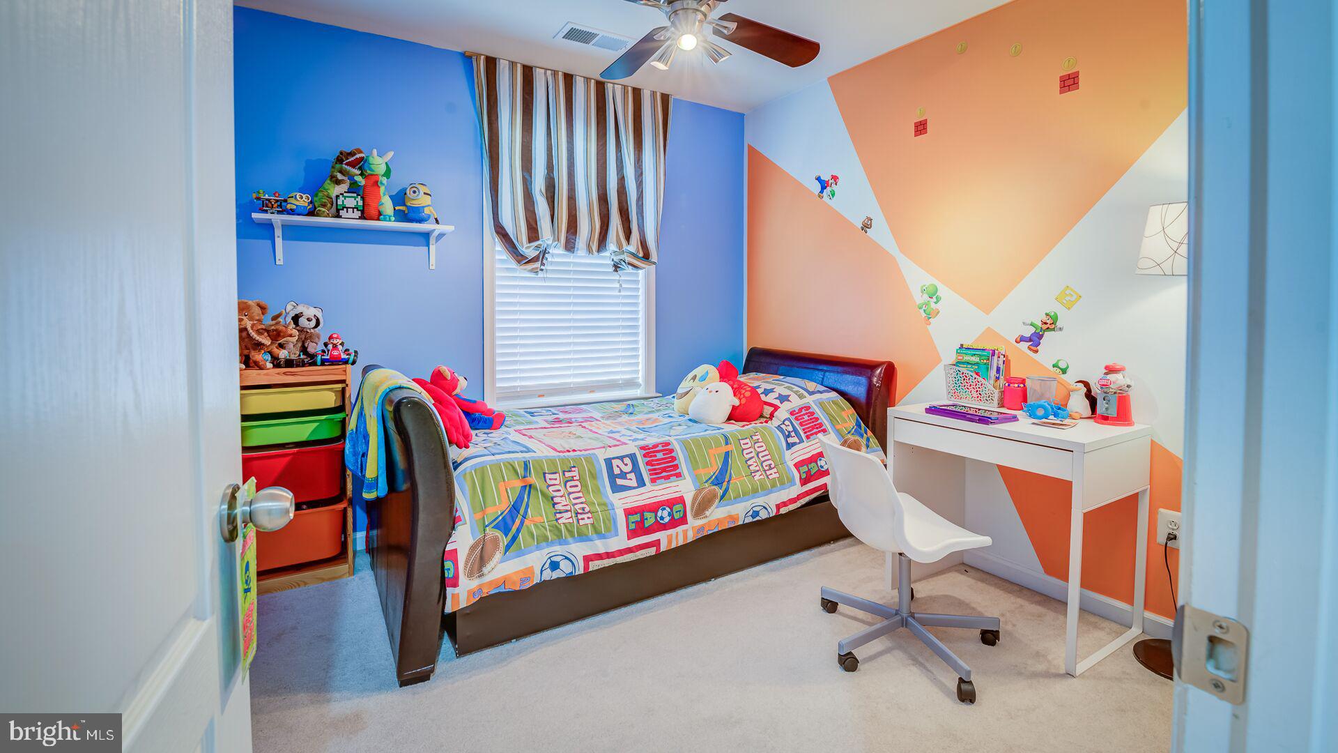 RIVER OAKS - Residential