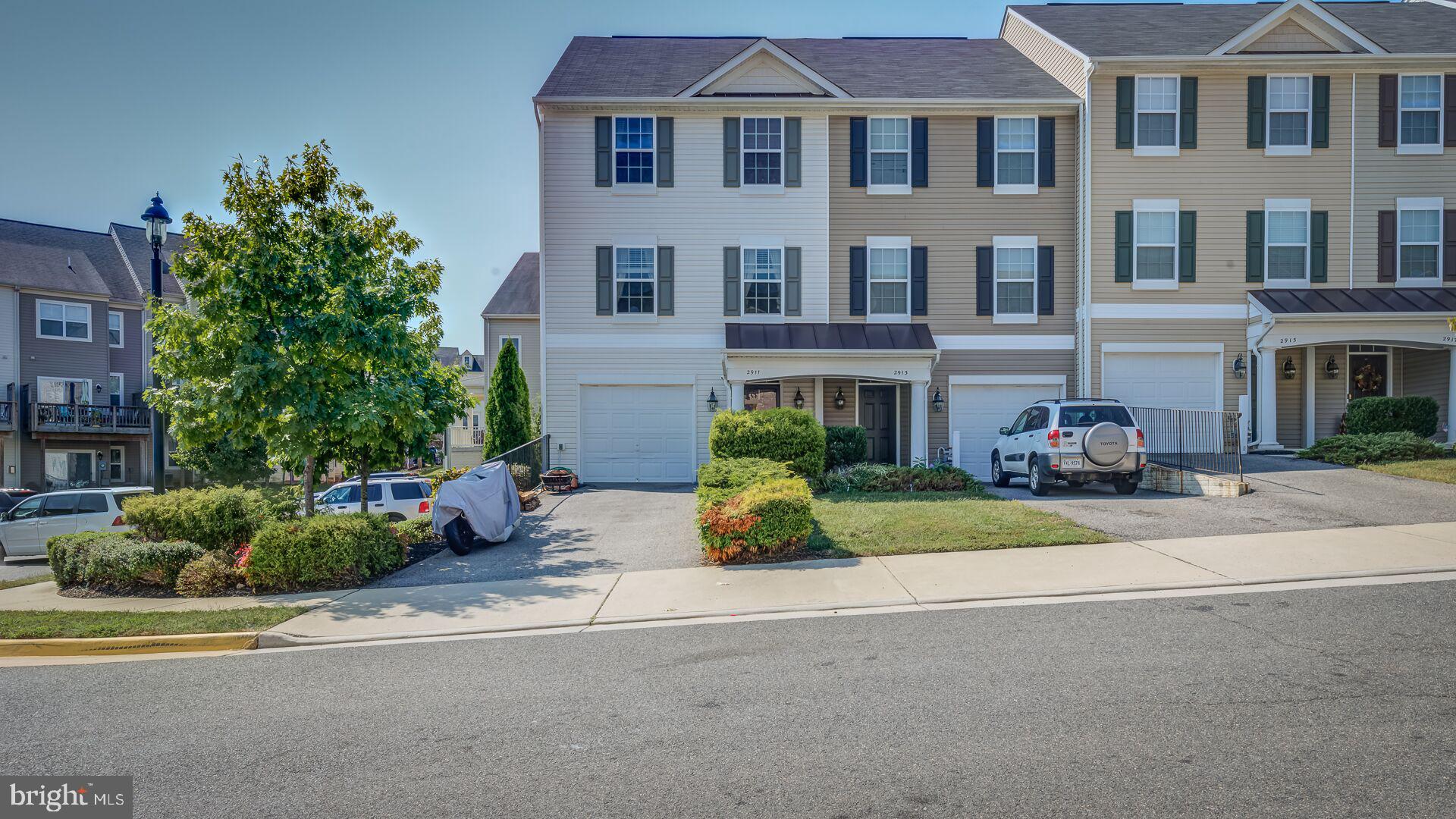 RIVER OAKS - Residential