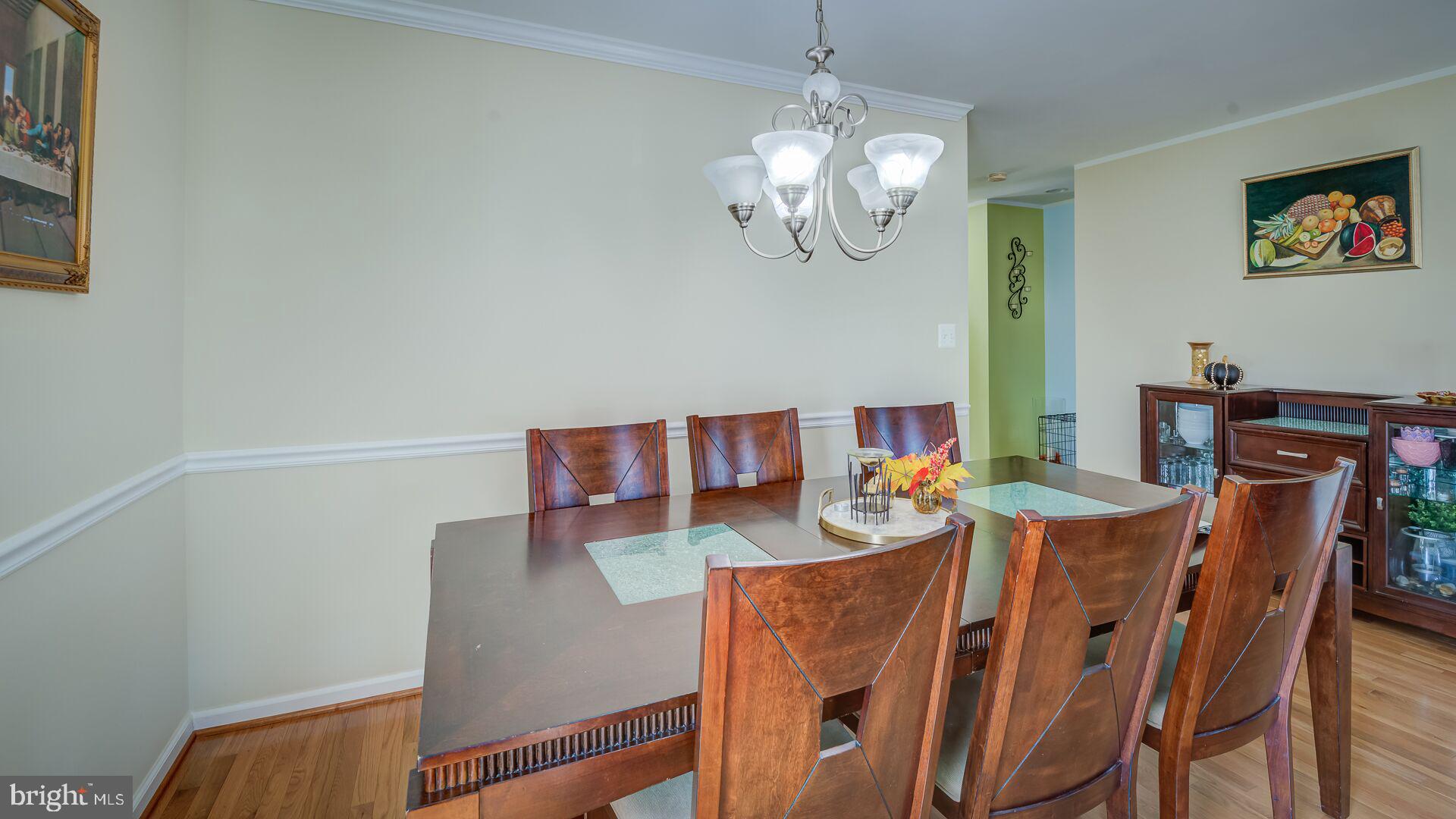 RIVER OAKS - Residential