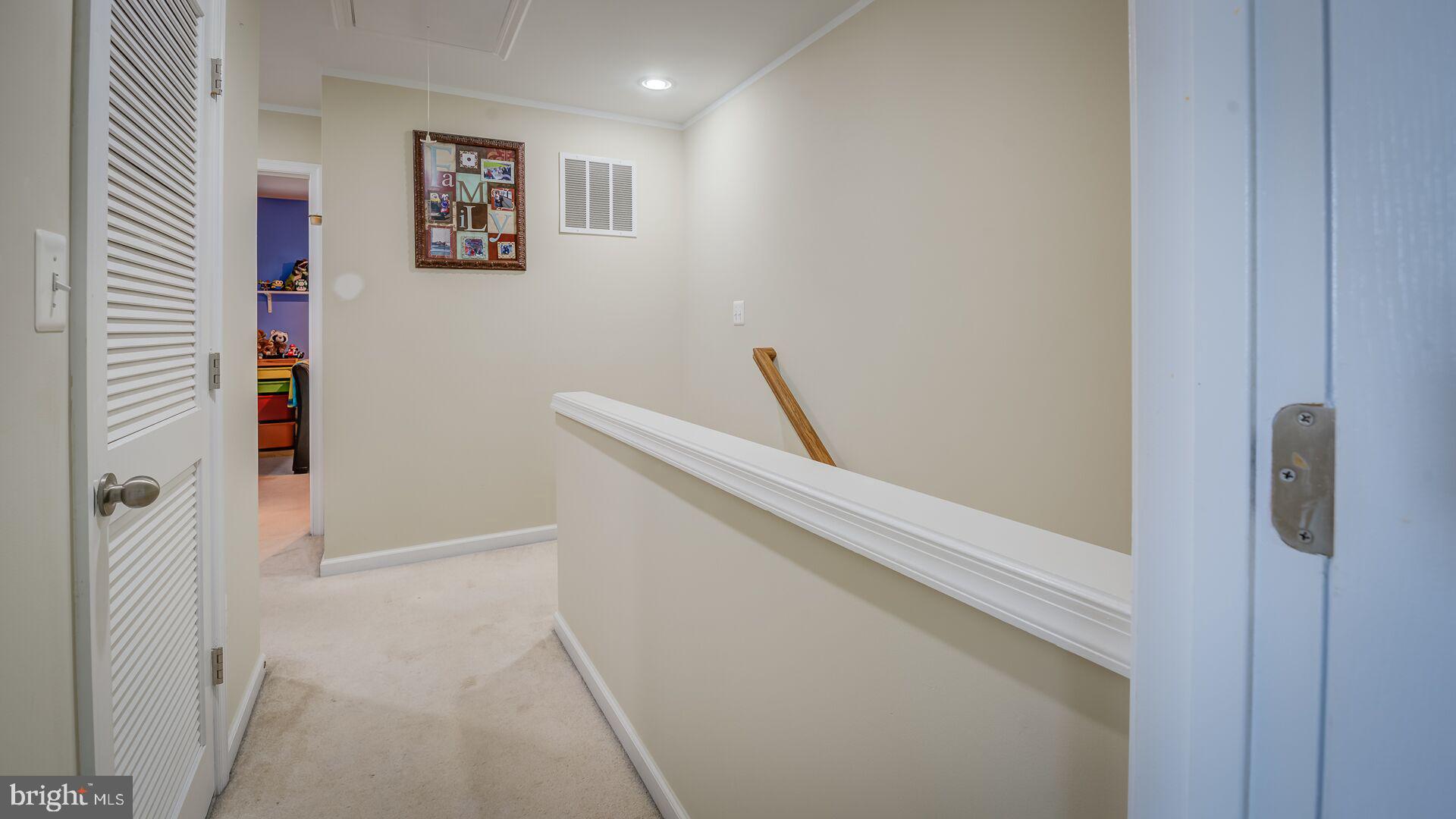 RIVER OAKS - Residential