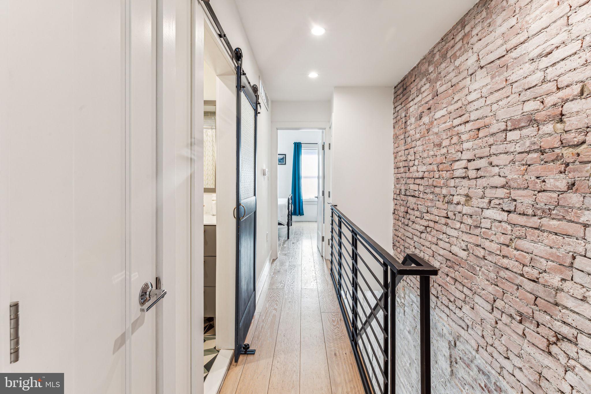 WHITMAN - Residential