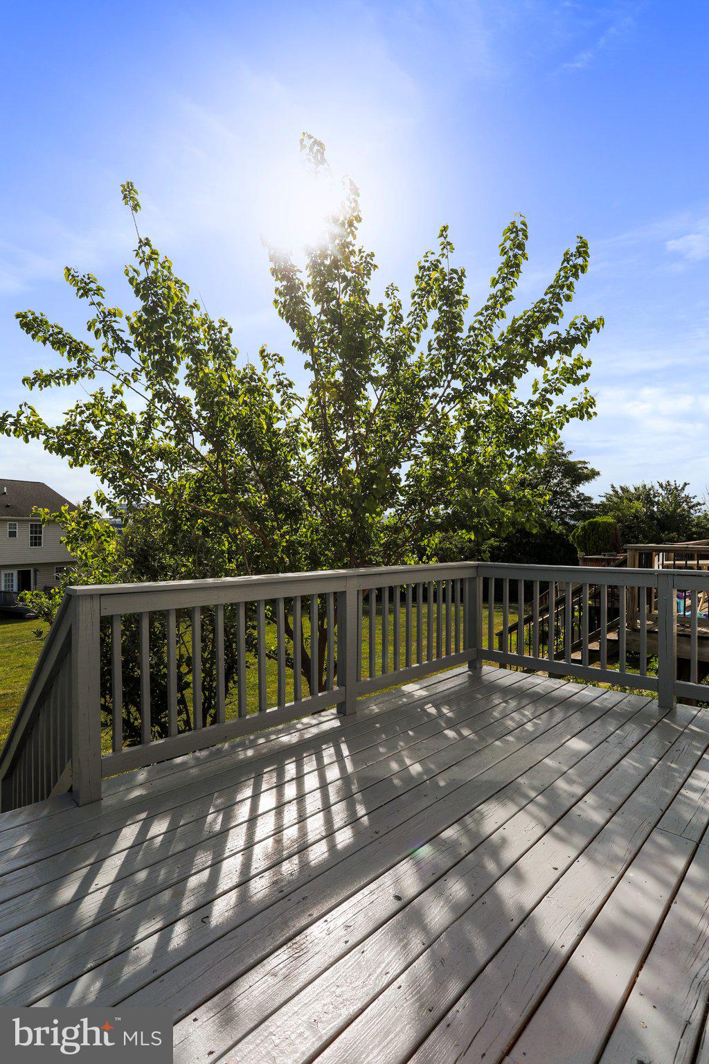 SOUTH QUEEN TOWNHOUSES - Residential