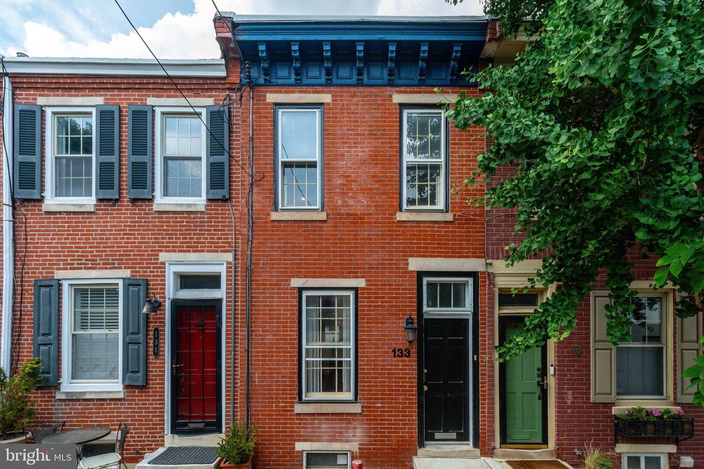Photo of 133 Monroe Street, PHILADELPHIA, PA 19147 (MLS # PAPH2636362)