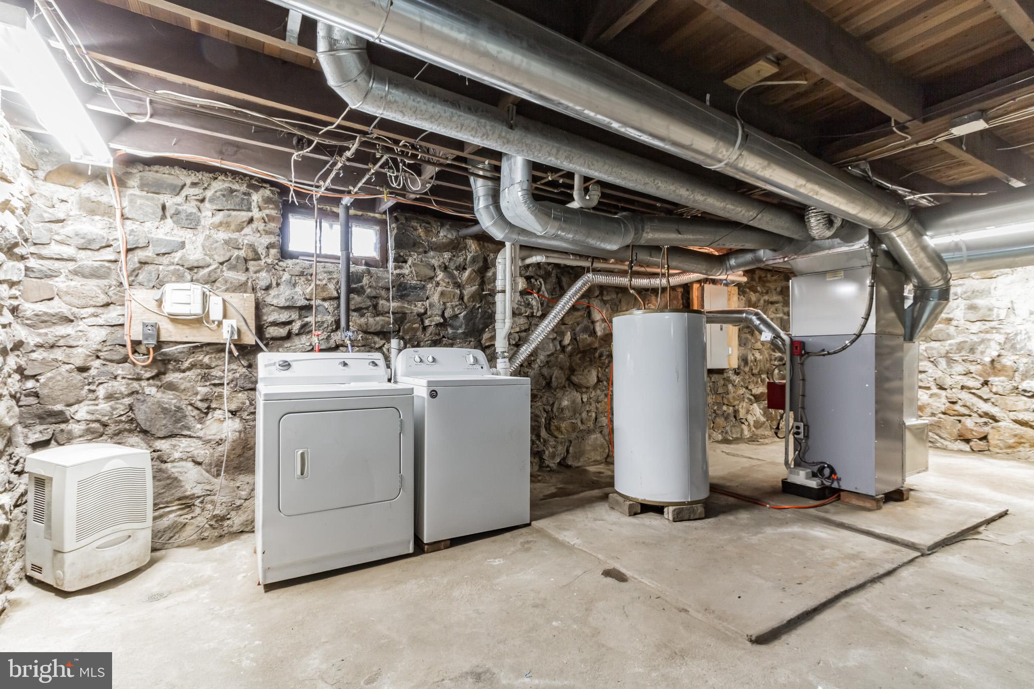 ASTON MILLS - Residential