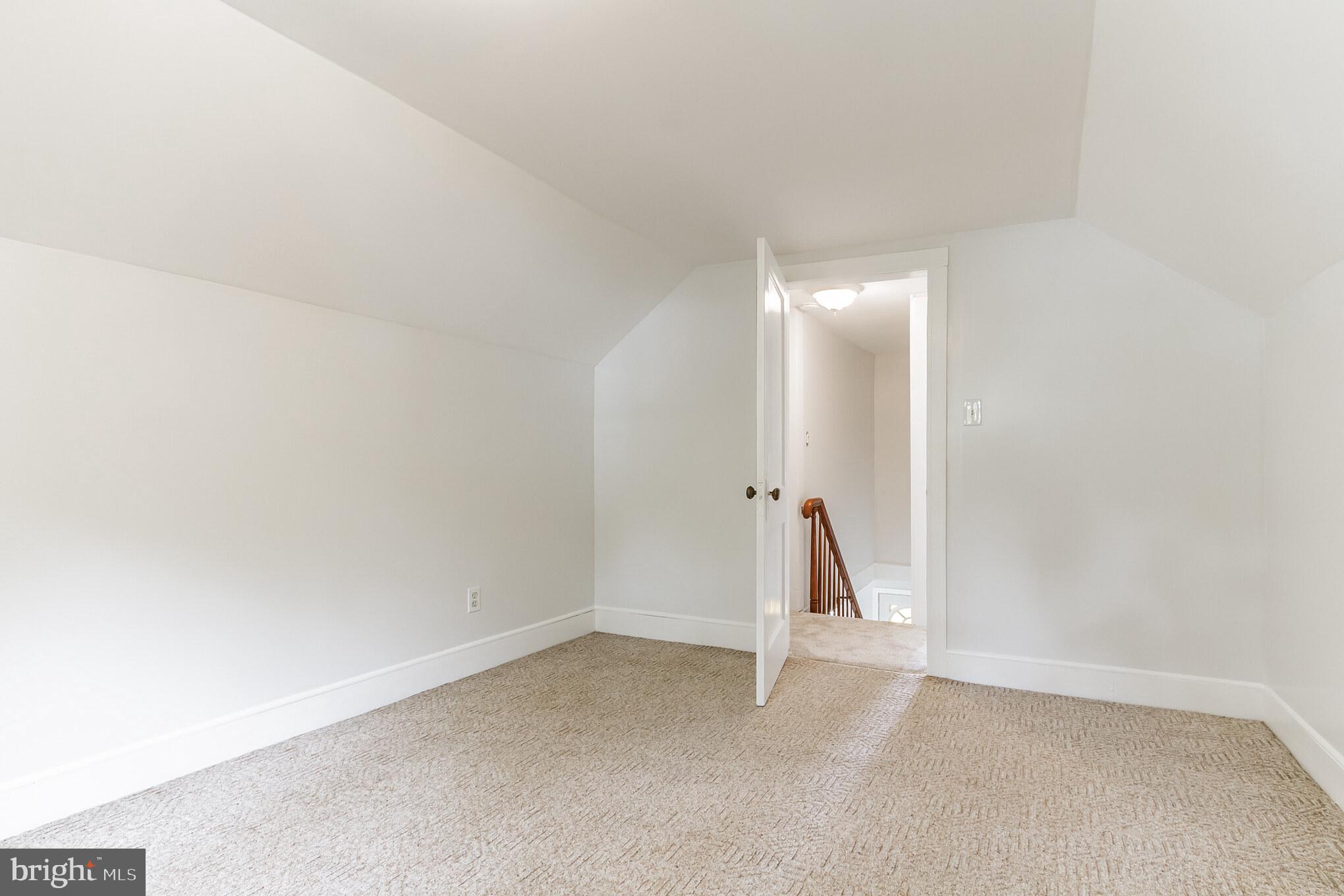 ASTON MILLS - Residential