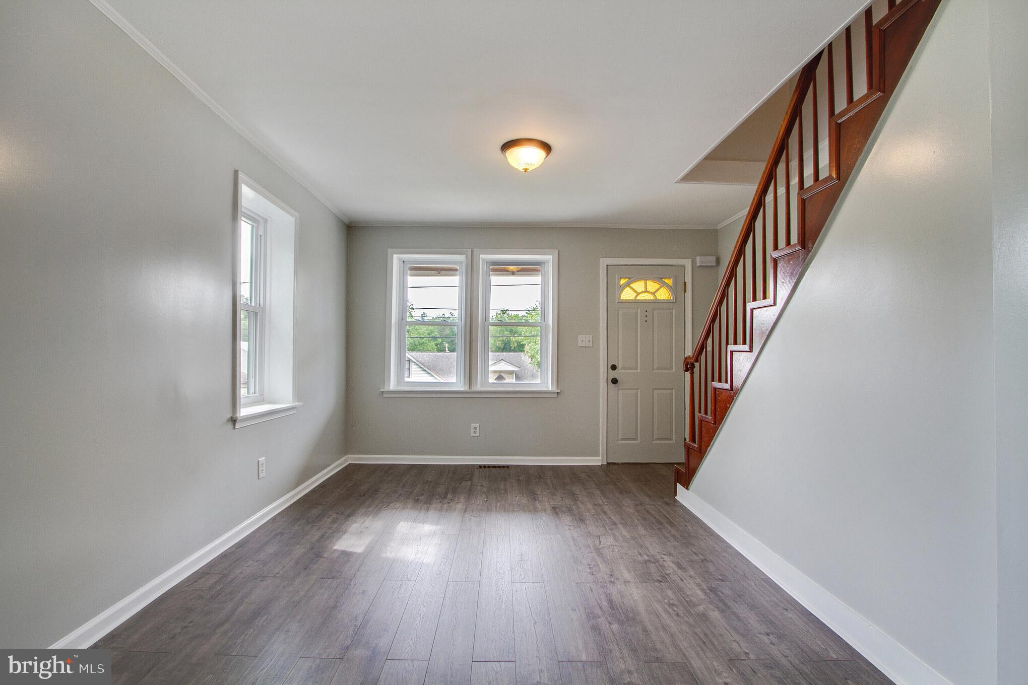 ASTON MILLS - Residential