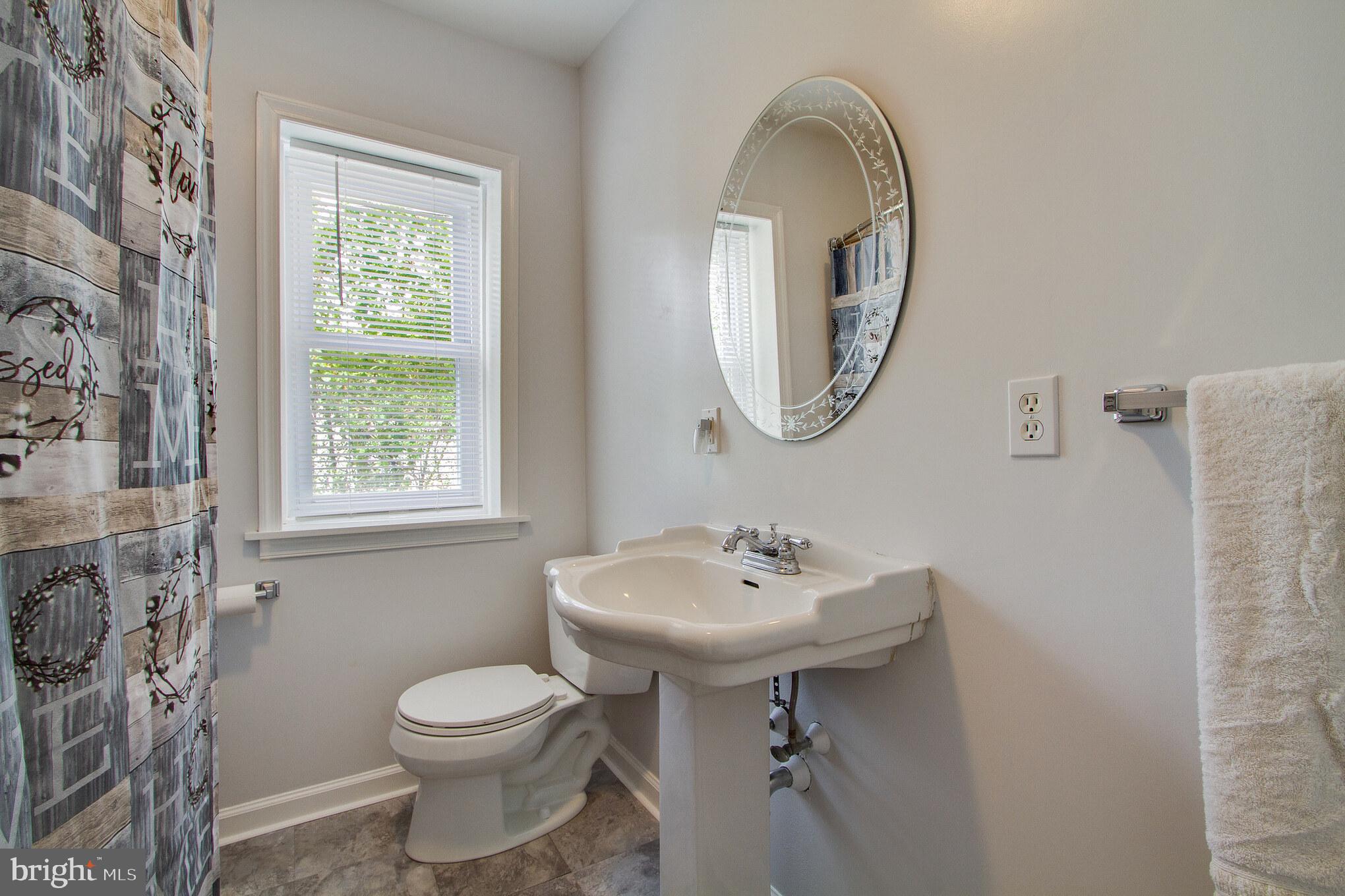 ASTON MILLS - Residential