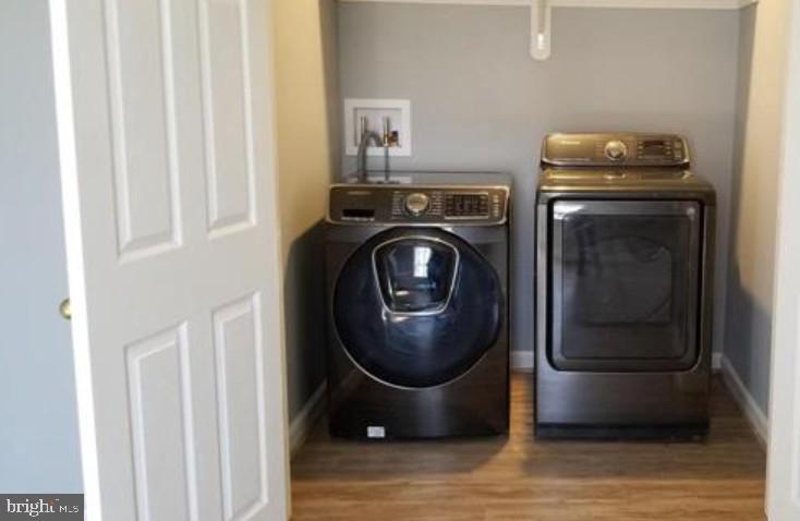 GRANDSTAFF WOODS - Residential Lease