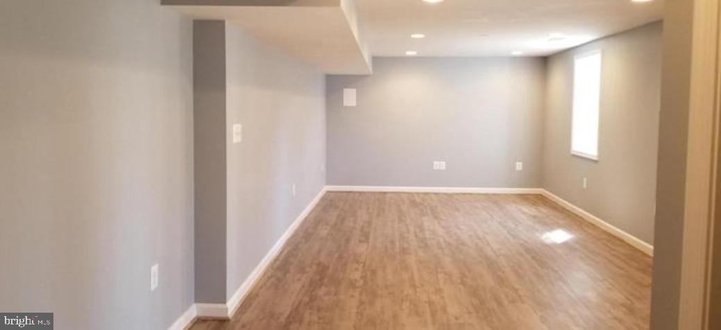 GRANDSTAFF WOODS - Residential Lease