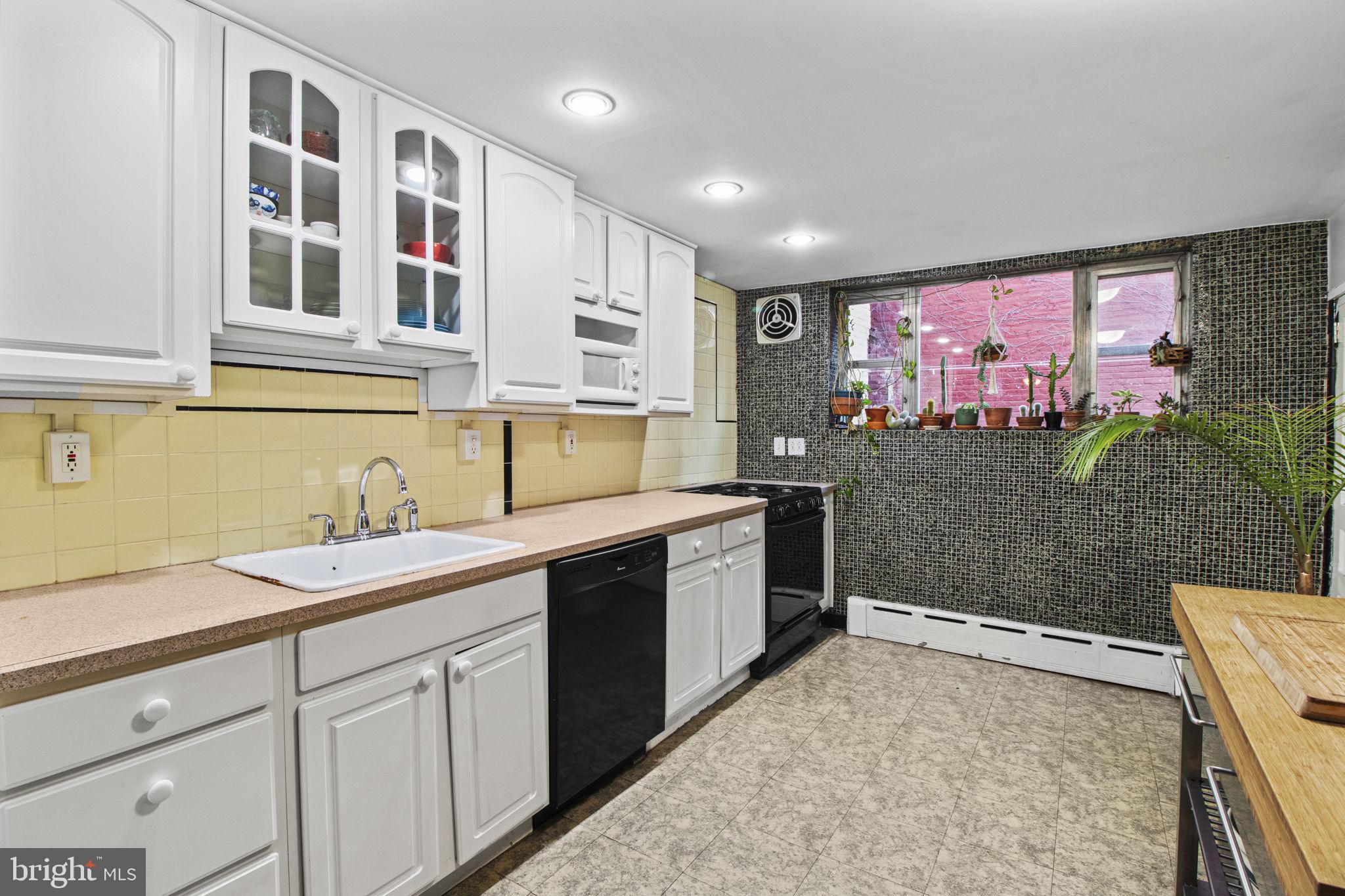 PASSYUNK SQUARE - Residential