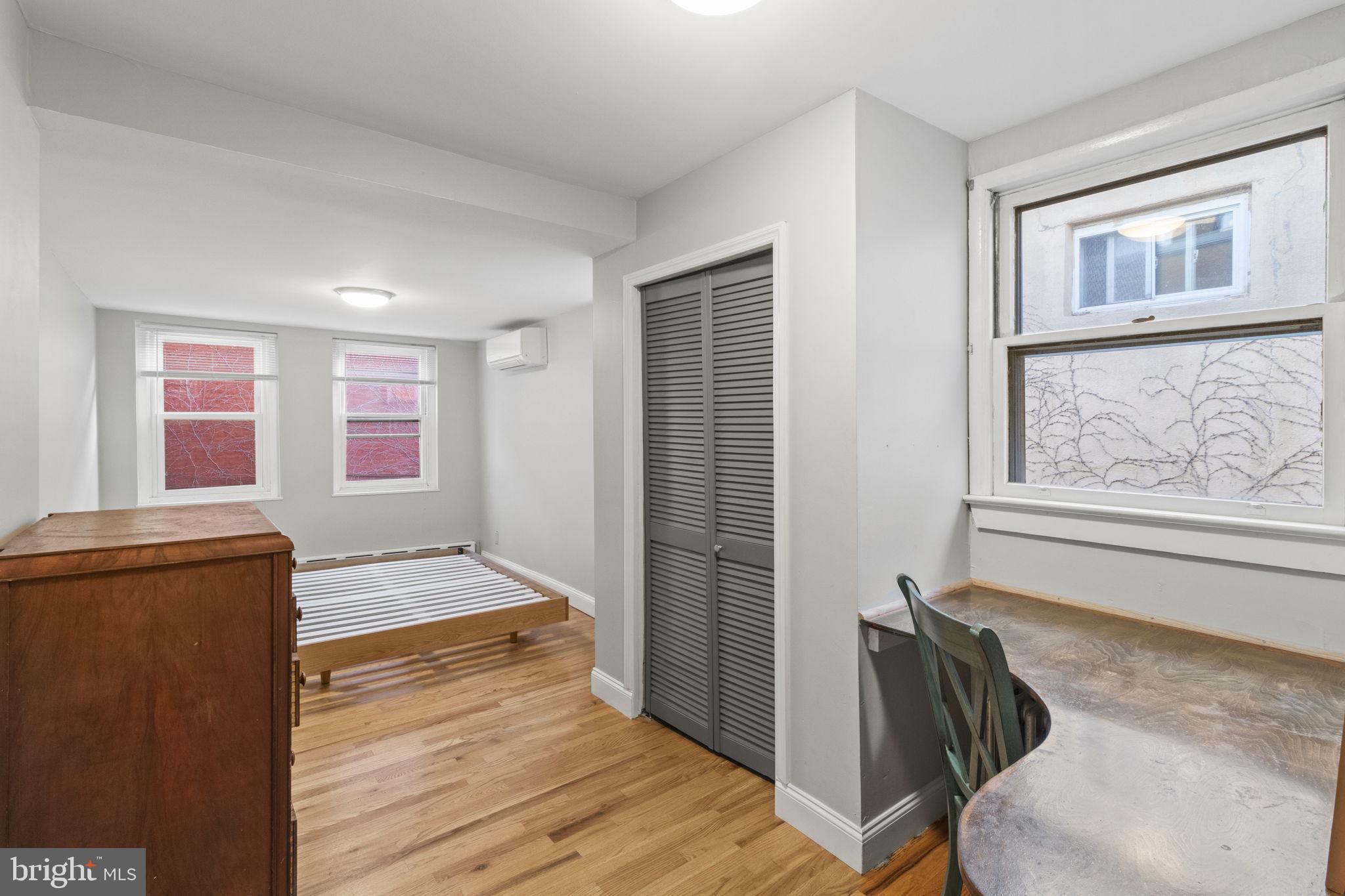 PASSYUNK SQUARE - Residential