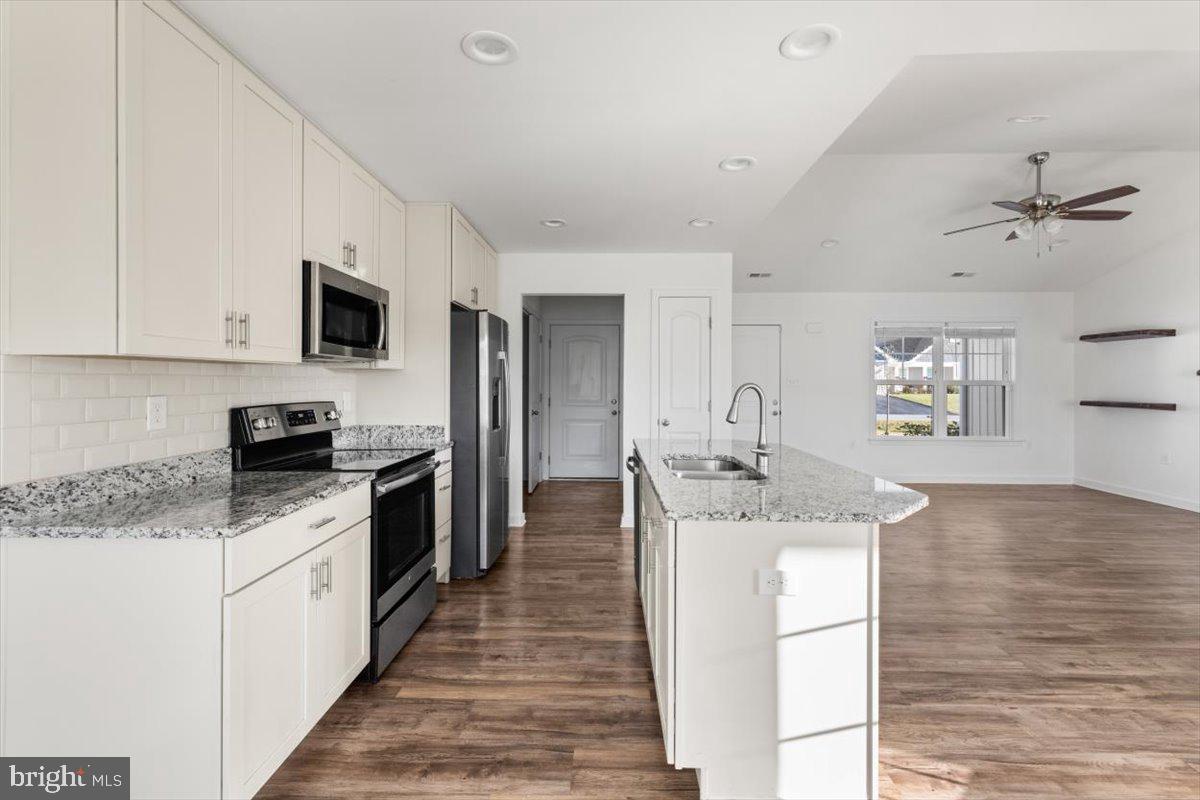 BRIDLE CREEK - Residential