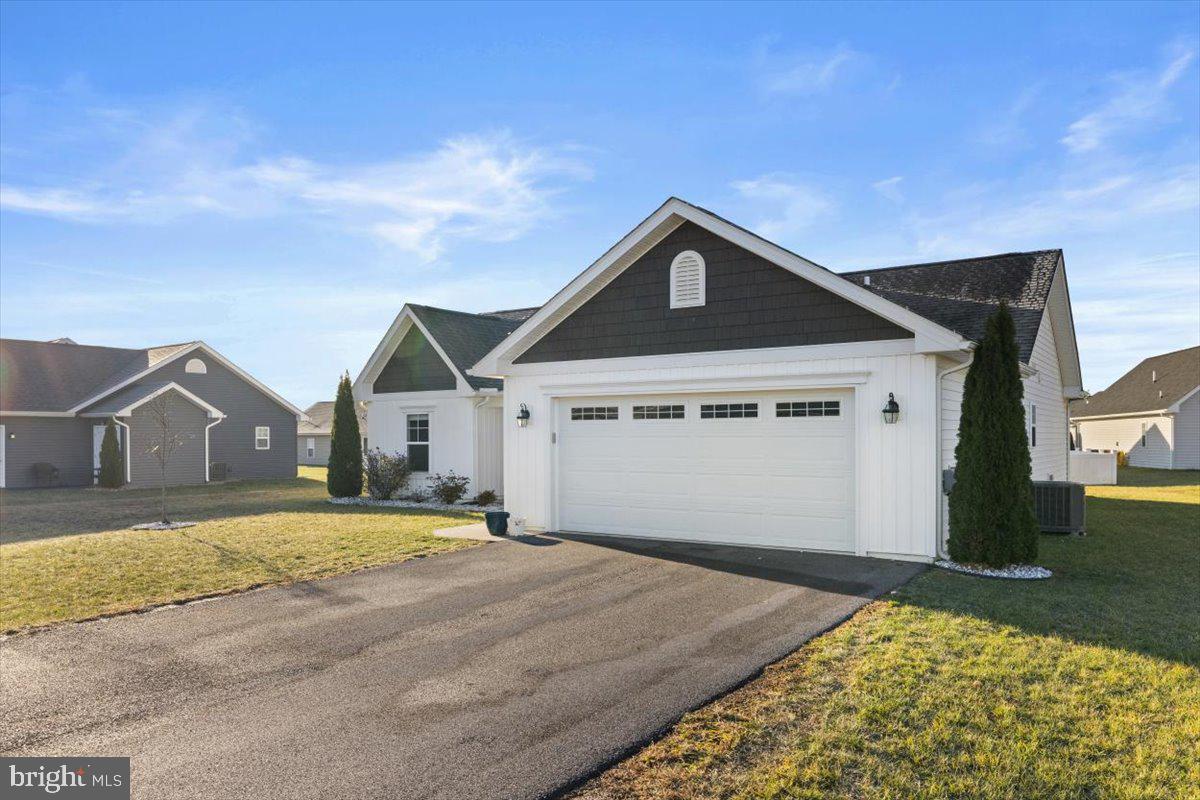 BRIDLE CREEK - Residential