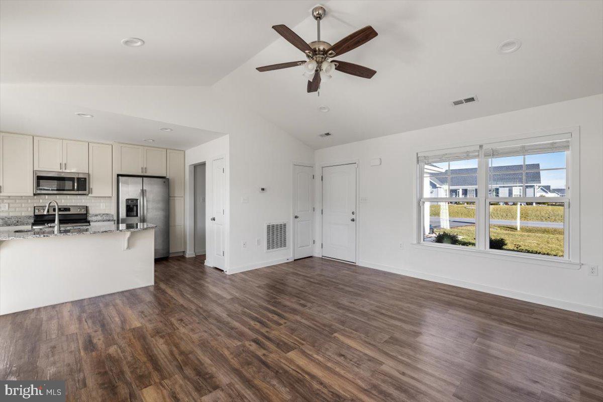 BRIDLE CREEK - Residential