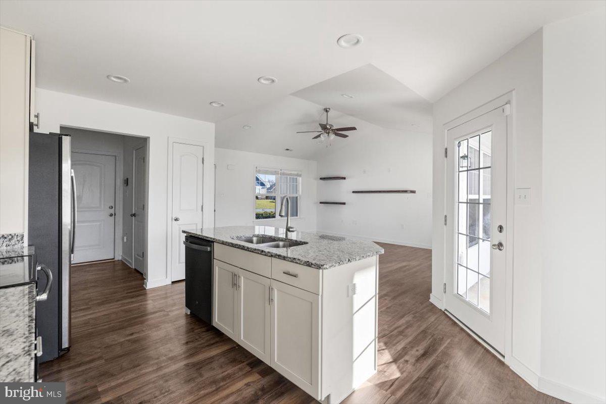 BRIDLE CREEK - Residential