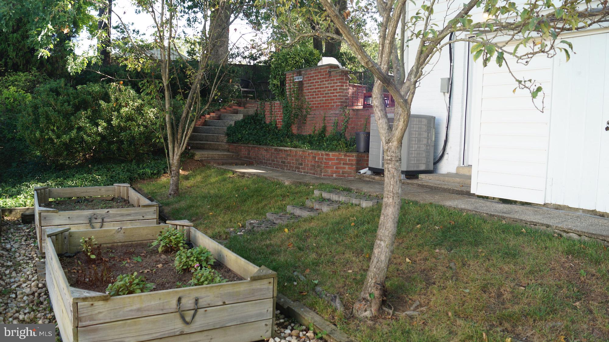 SPRINGFIELD - Residential