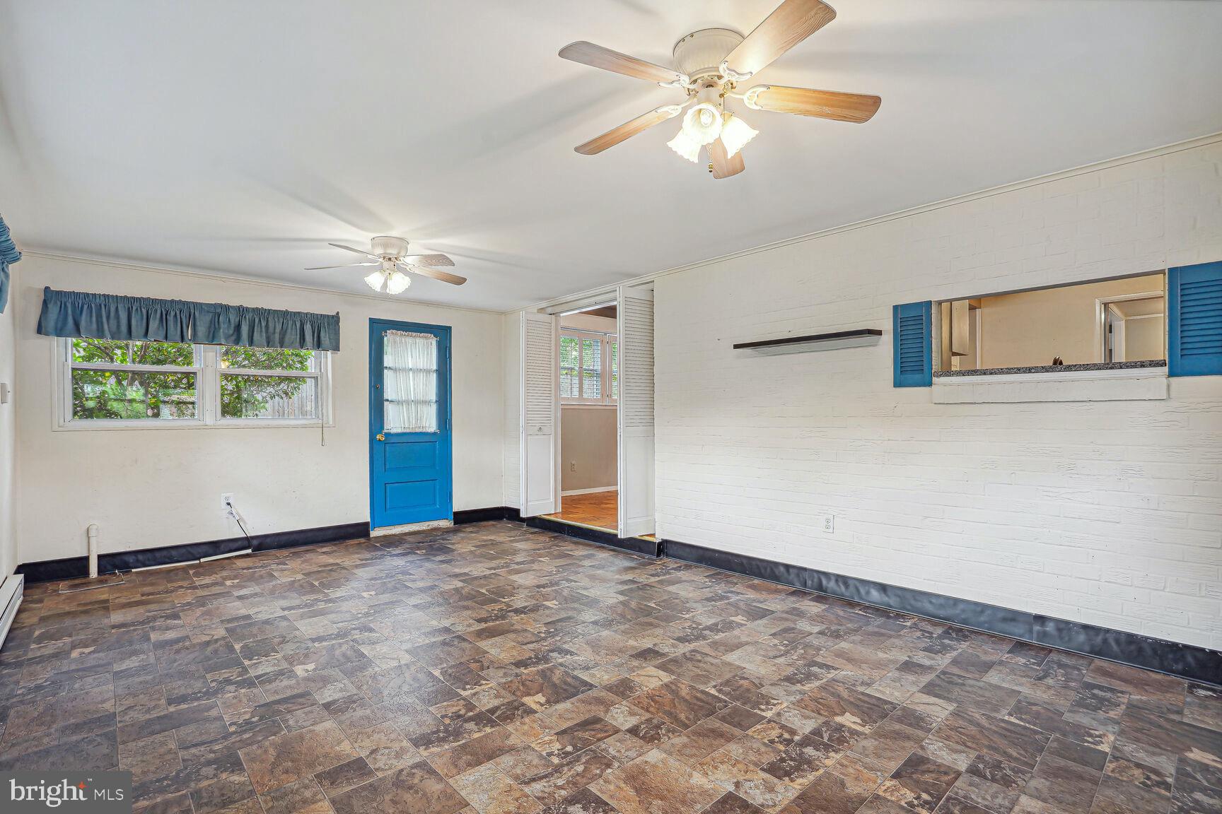 SPRINGFIELD - Residential