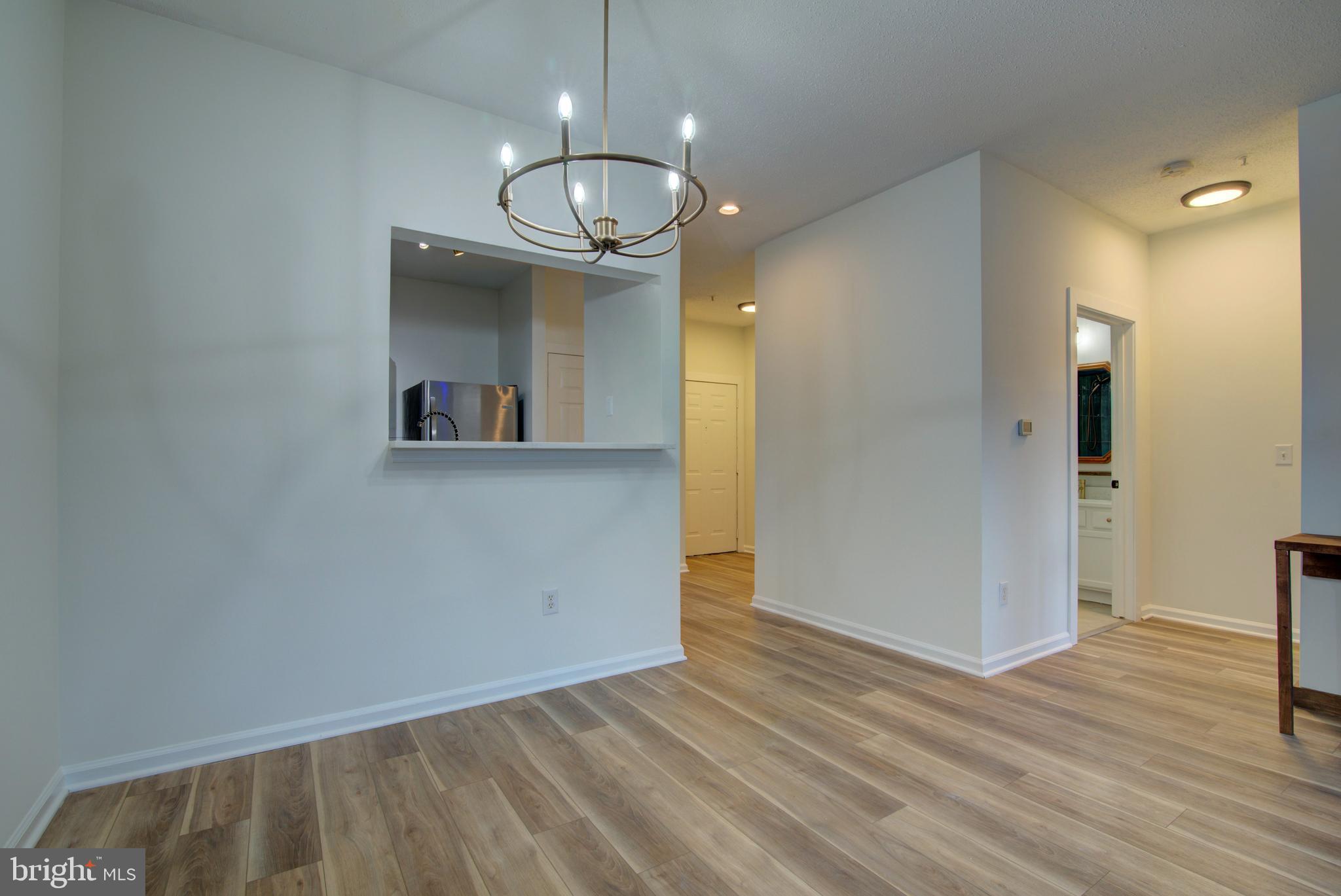 EDGEWATER AT TOWN CENTER - Residential