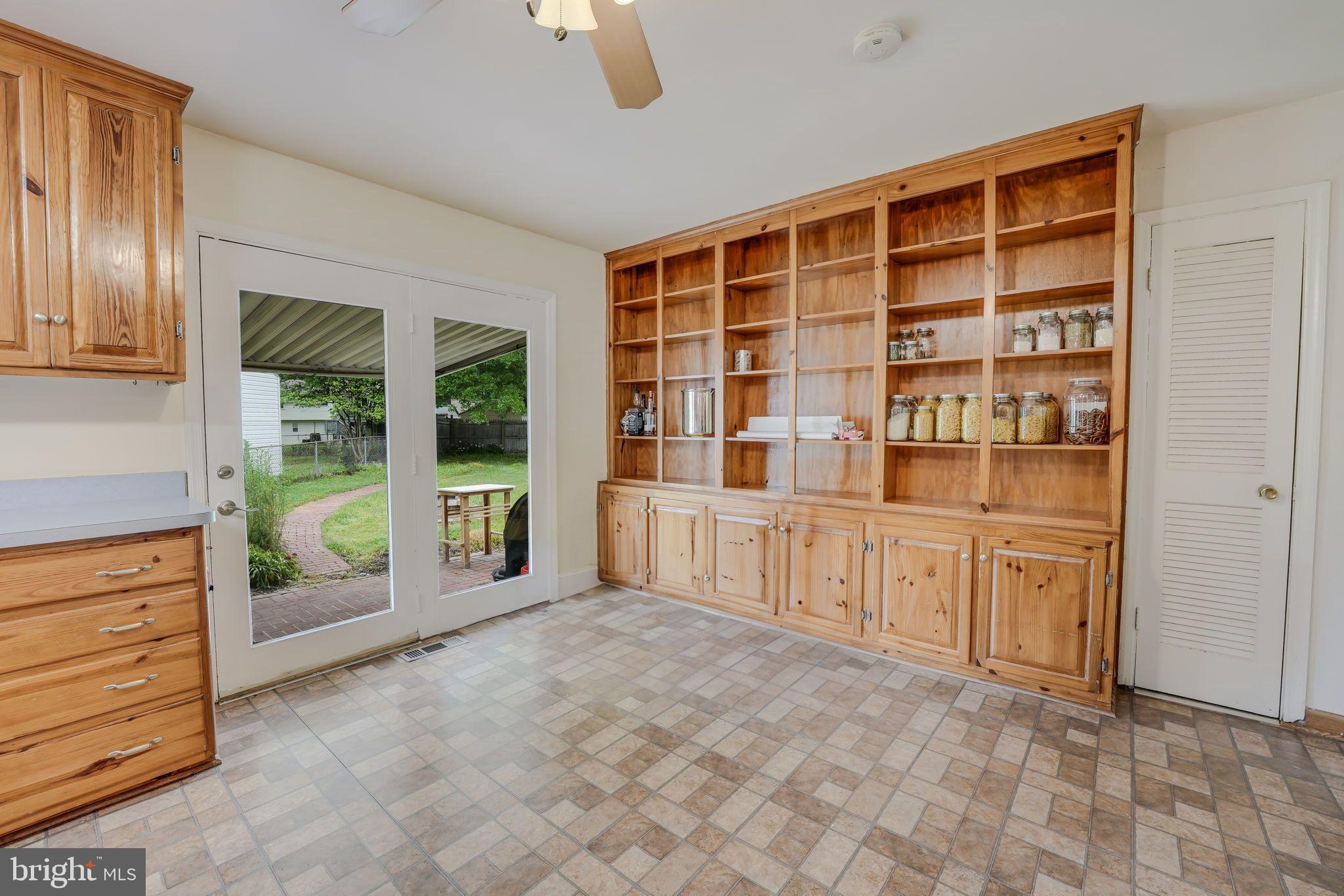 WAVERLY VILLAGE - Residential